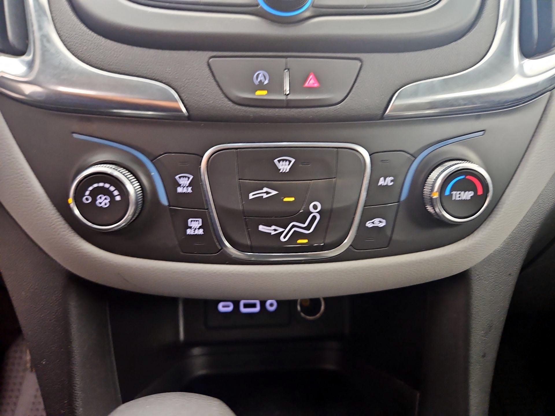 Thumbnail: 2024 Chevrolet Equinox - 16