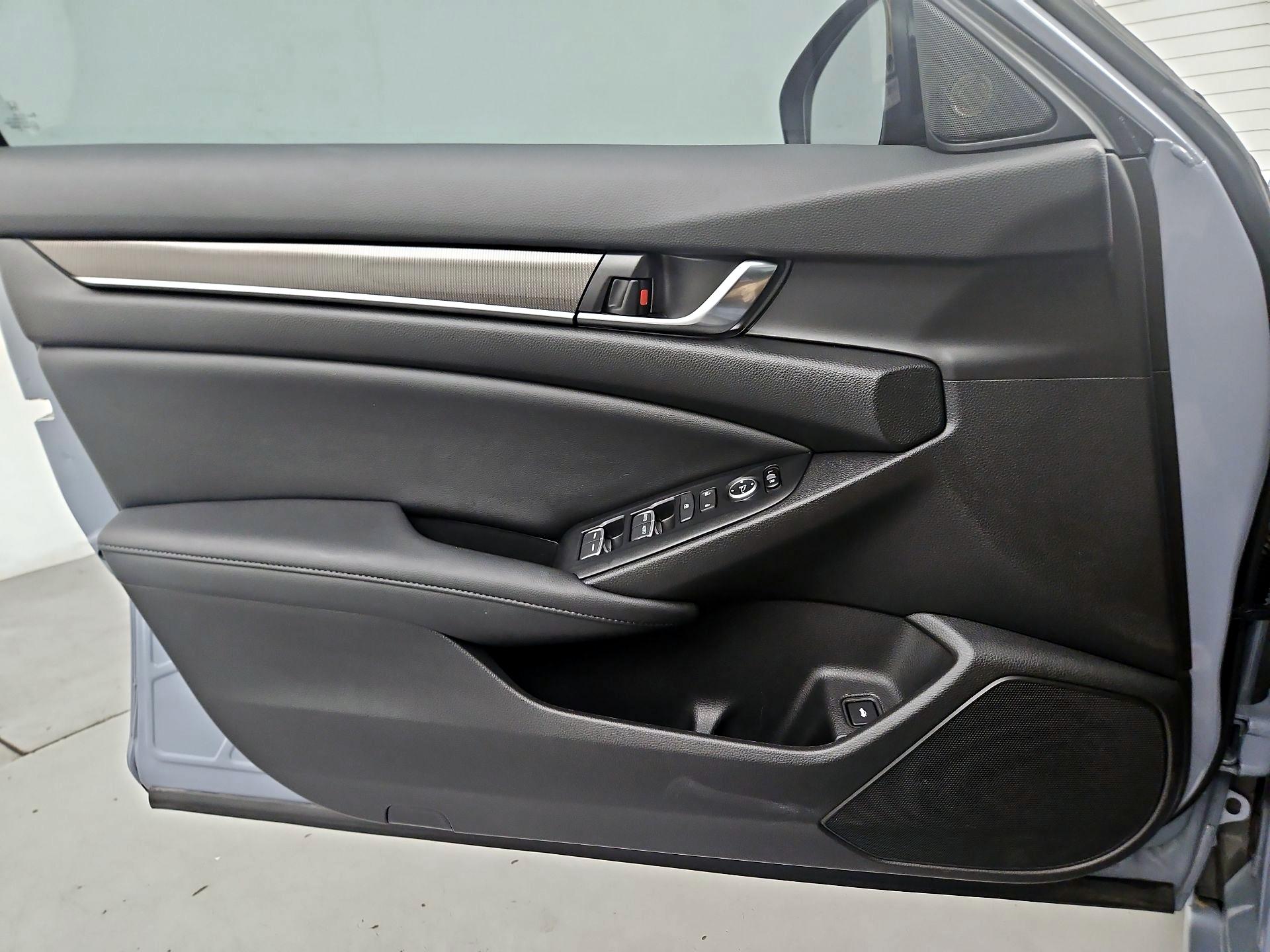 Thumbnail: 2022 Honda Accord - 12