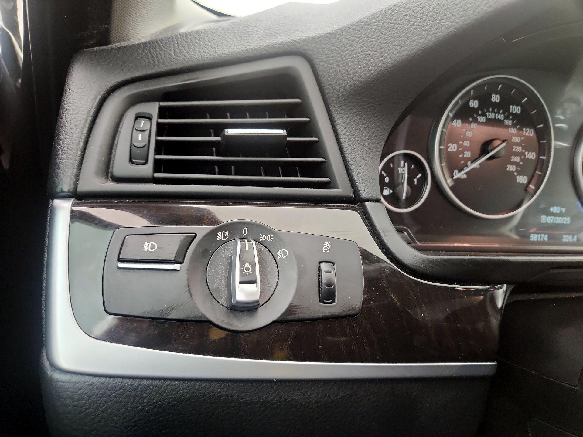 Thumbnail: 2015 BMW 5 Series - 13