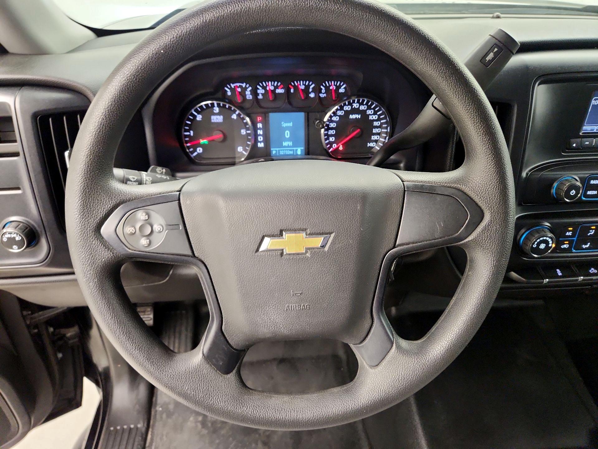 Thumbnail: 2016 Chevrolet Silverado 1500 - 10