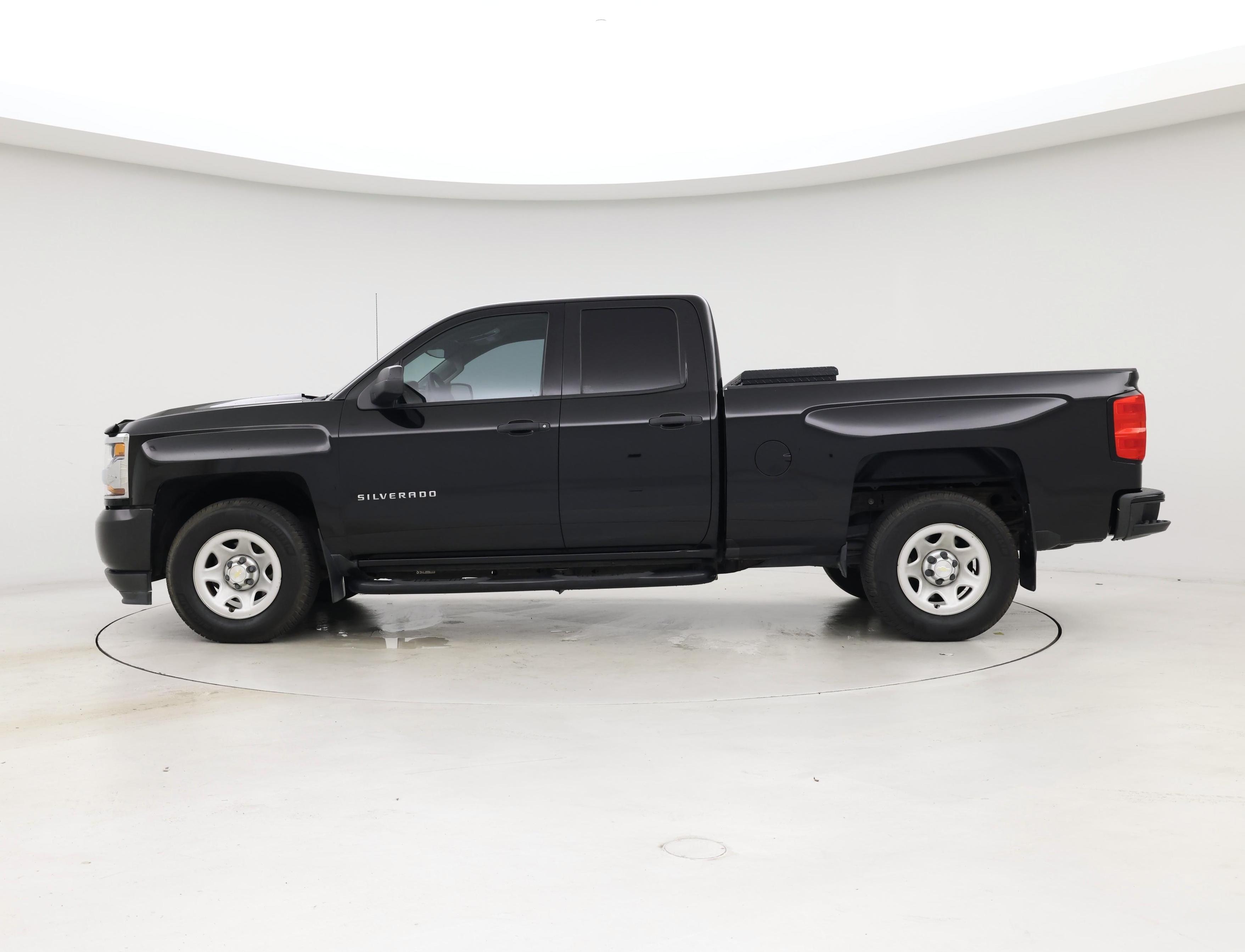 Thumbnail: 2016 Chevrolet Silverado 1500 - 3