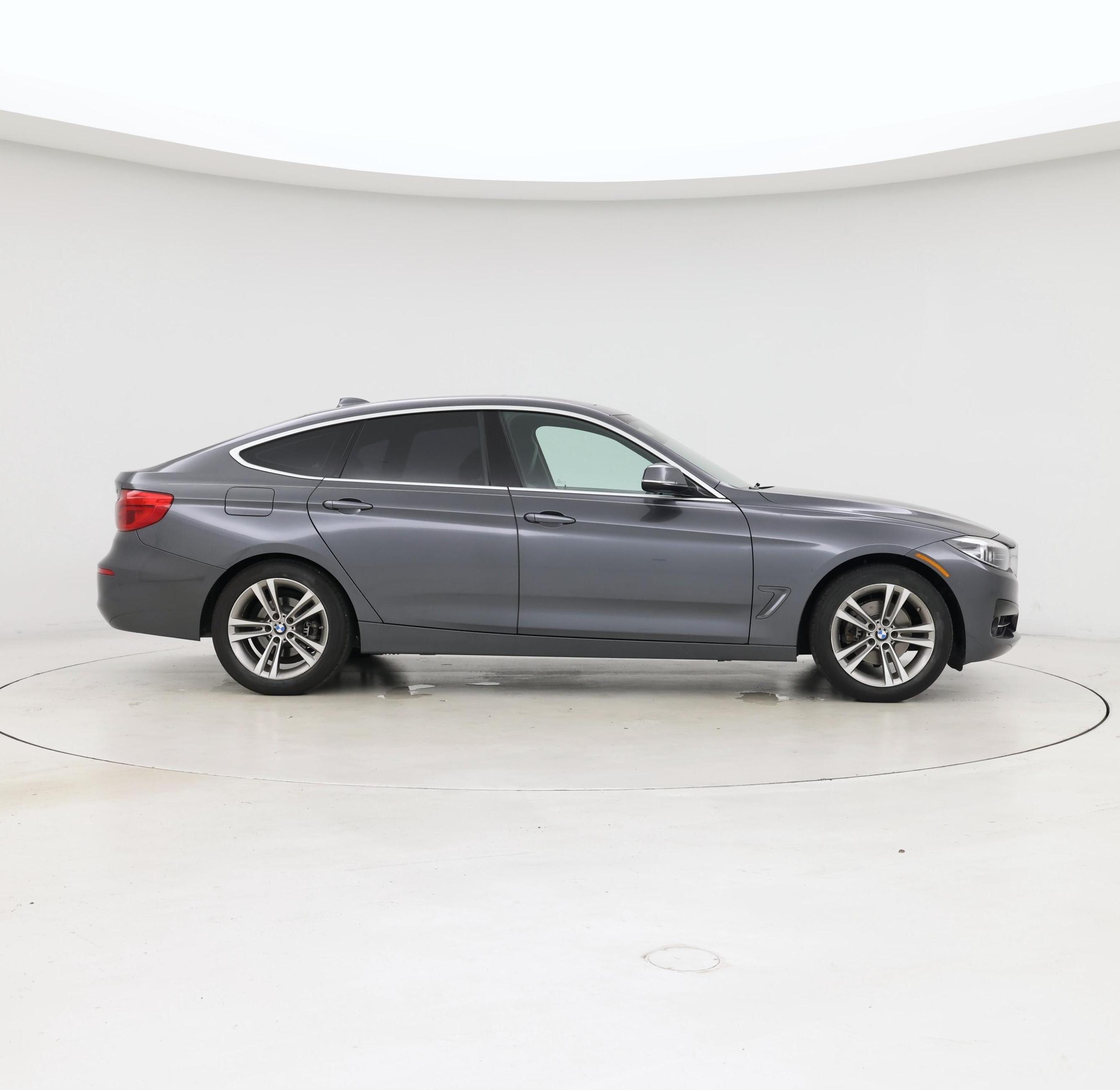 Thumbnail: 2018 BMW 3 Series - 7
