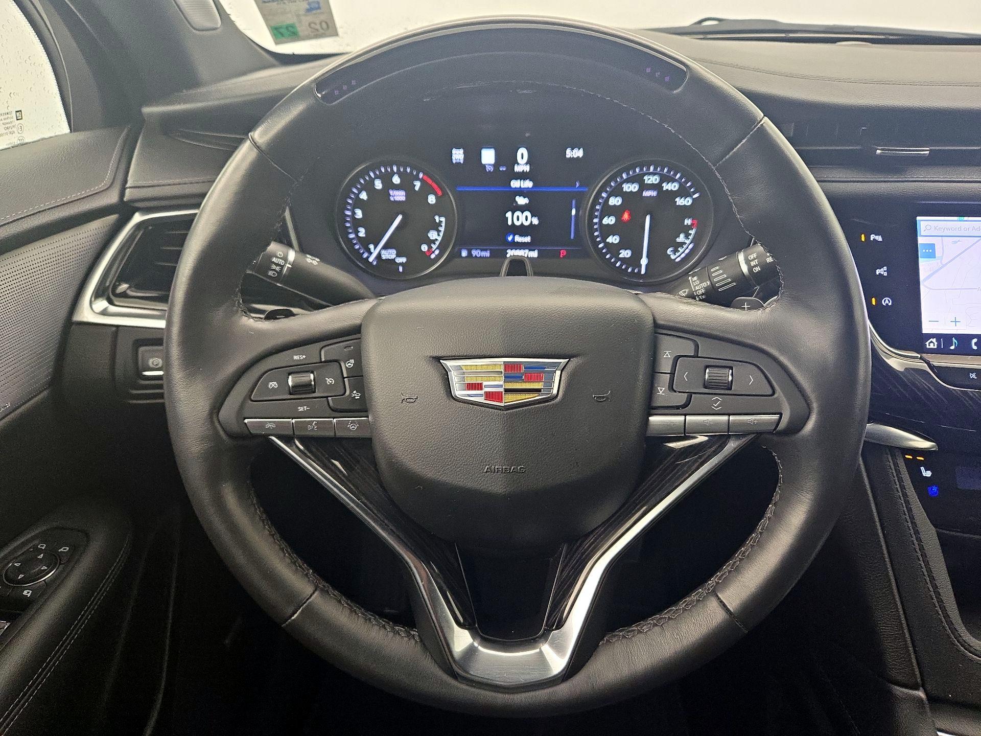 Thumbnail: 2023 Cadillac XT6 - 10