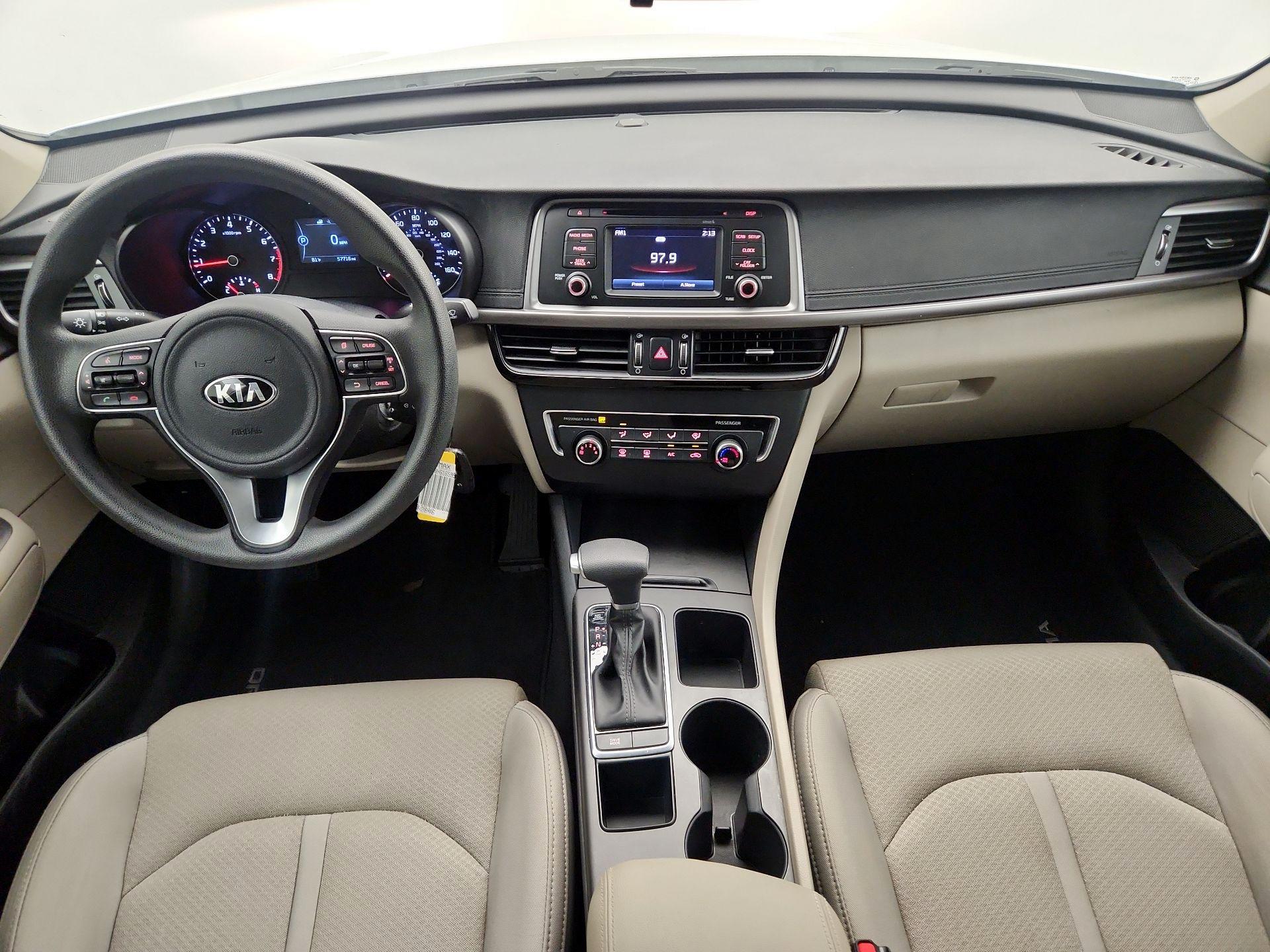 Thumbnail: 2017 Kia Optima - 9