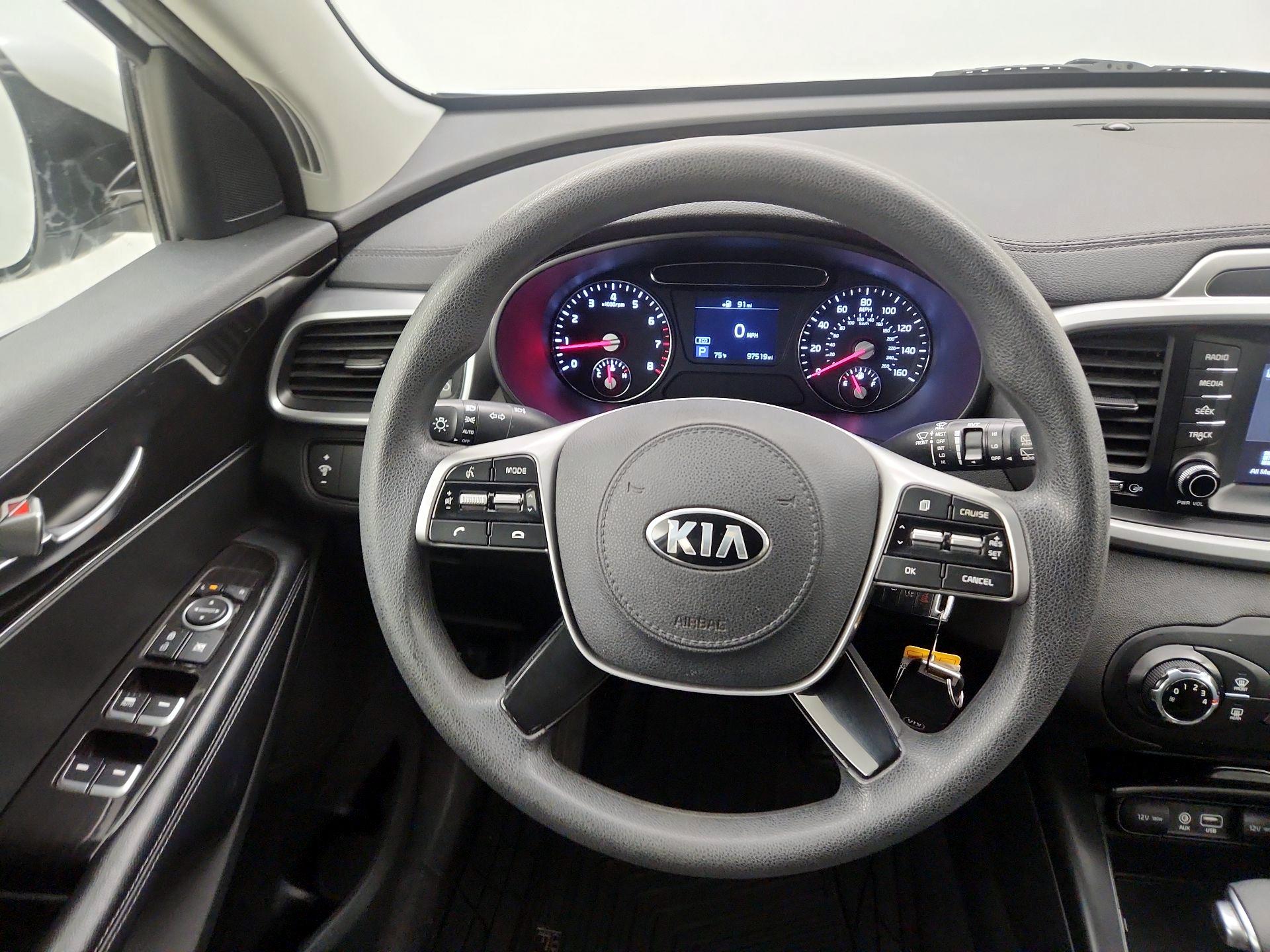 Thumbnail: 2019 Kia Sorento - 10