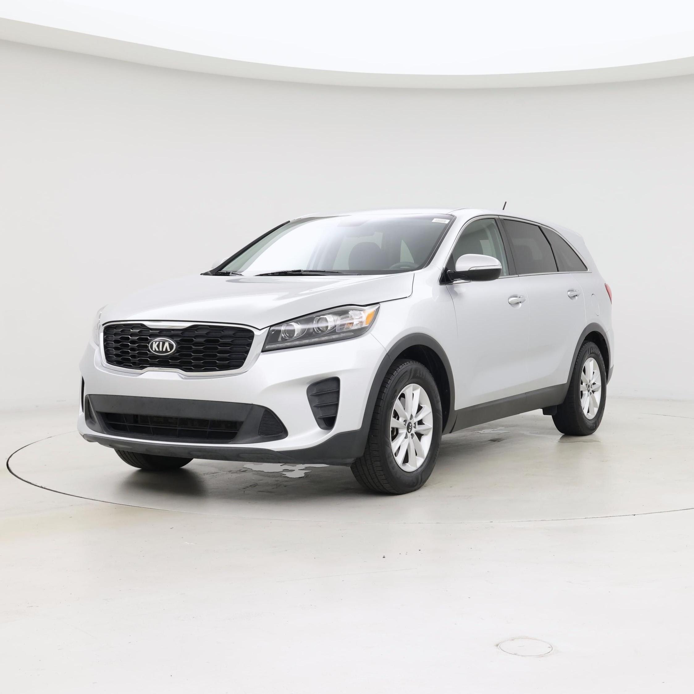 Thumbnail: 2019 Kia Sorento - 4