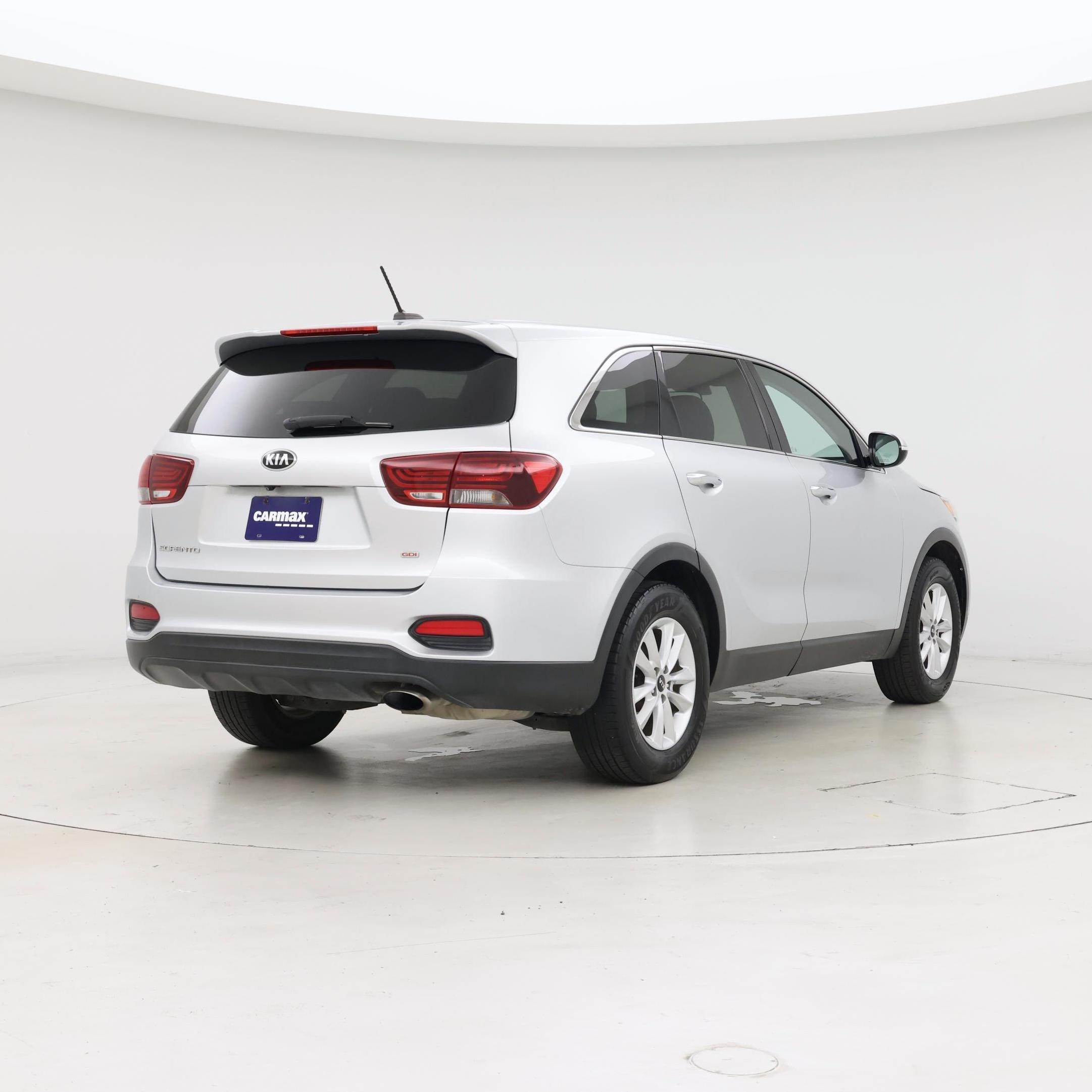 Thumbnail: 2019 Kia Sorento - 8
