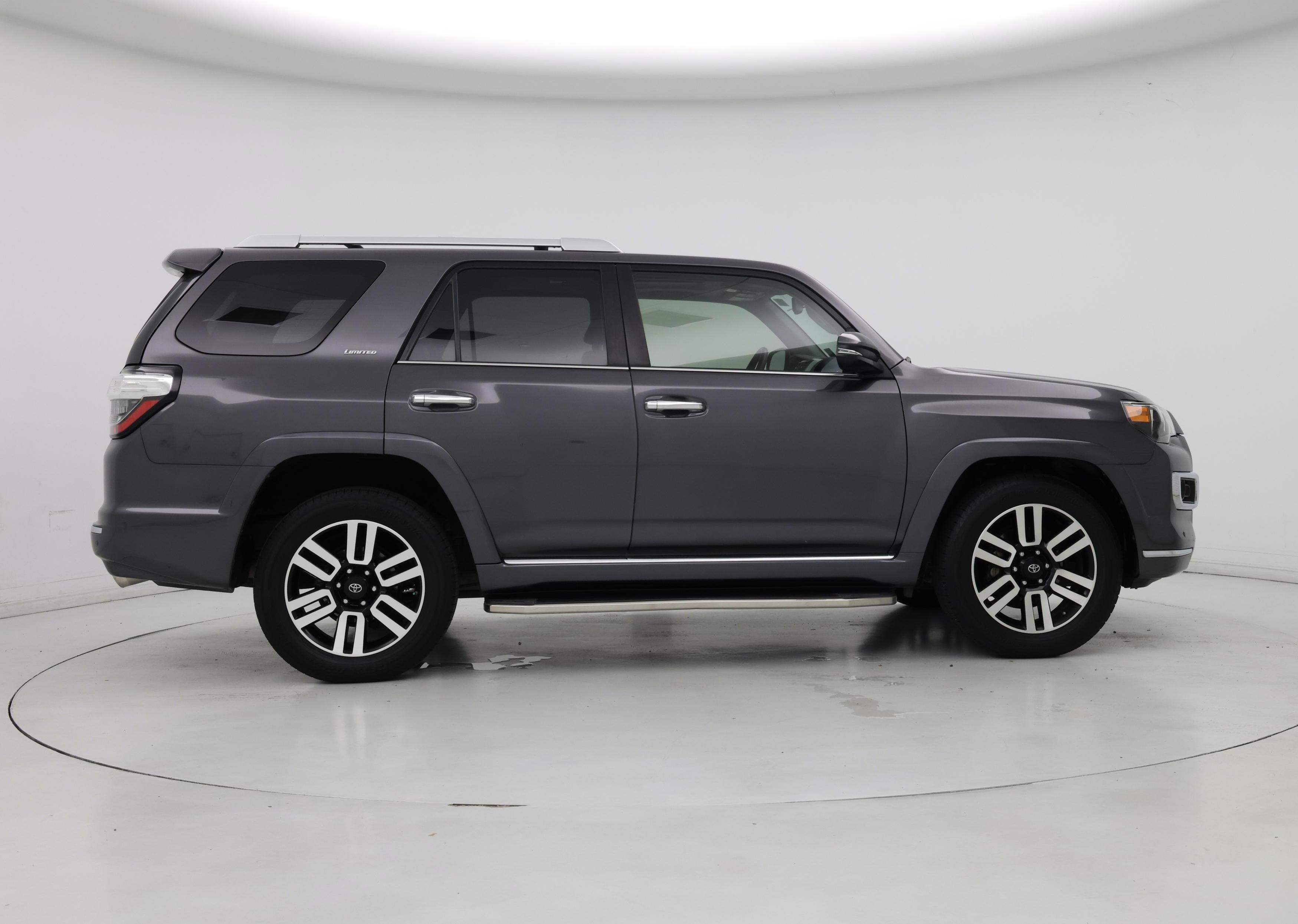 Thumbnail: 2018 Toyota 4Runner - 7