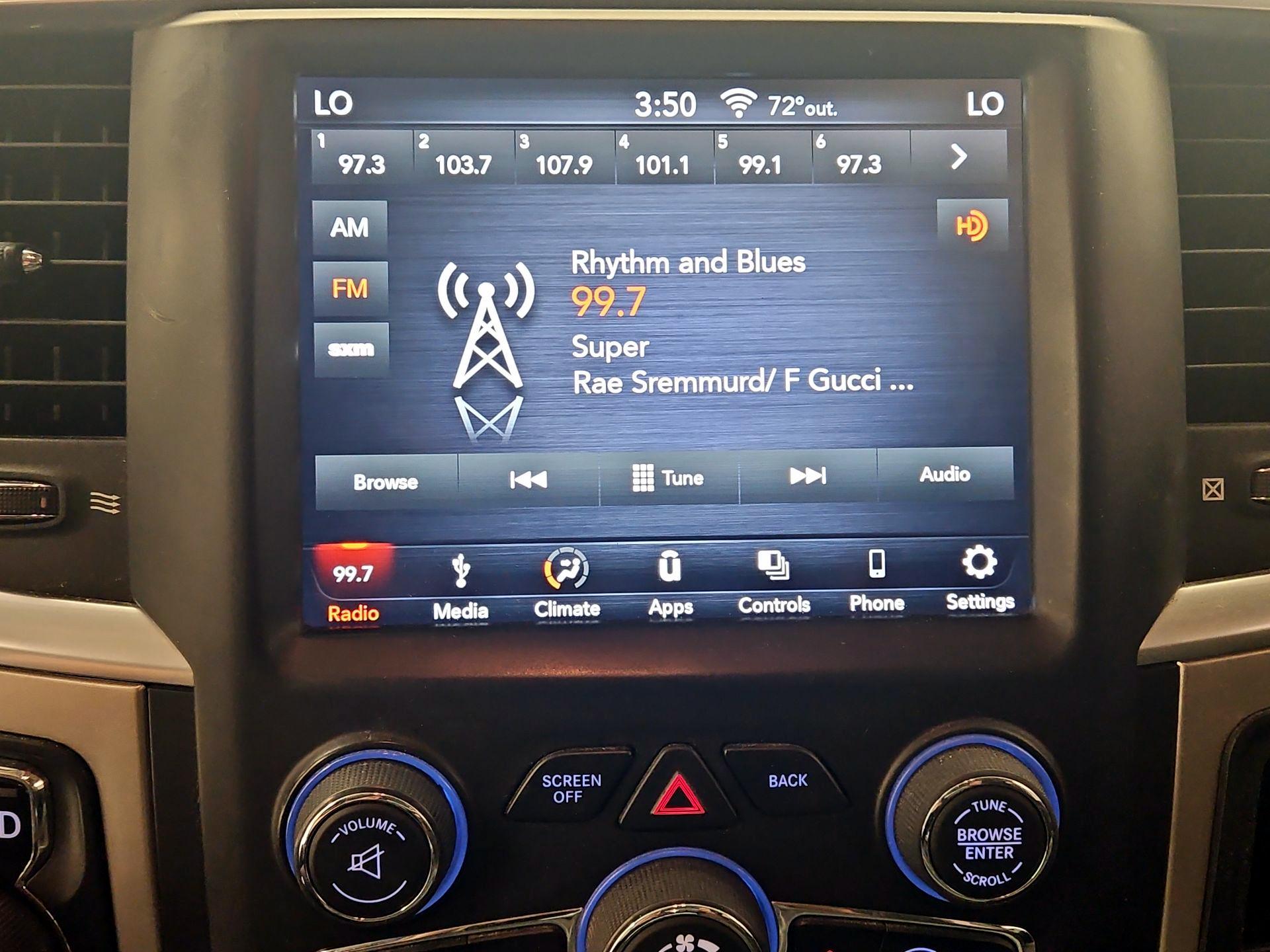 Thumbnail: 2019 RAM 1500 Classic - 15