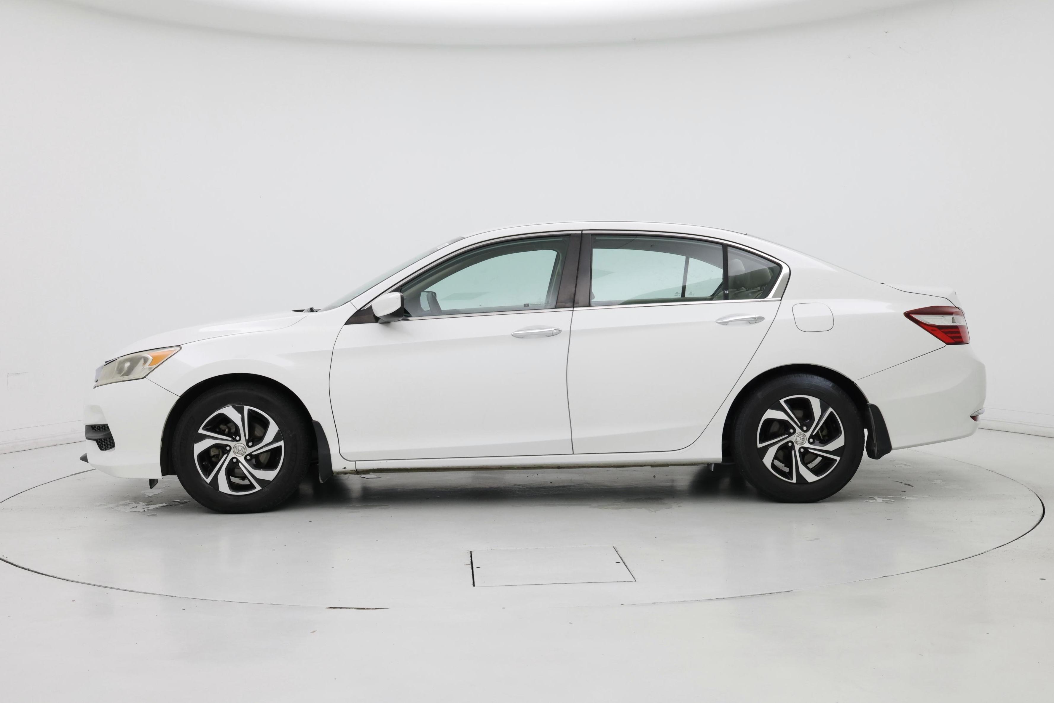Thumbnail: 2017 Honda Accord - 3