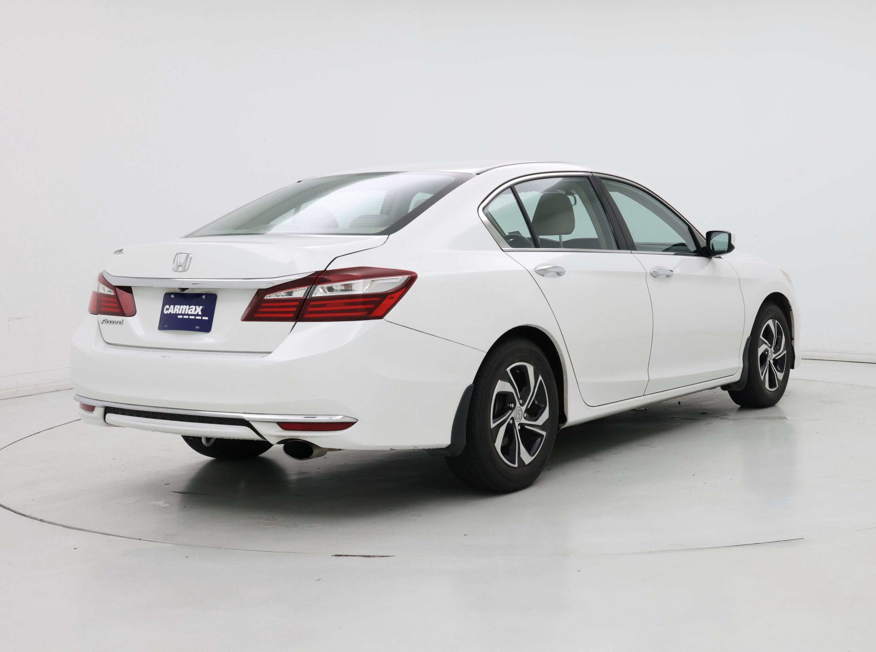 Thumbnail: 2017 Honda Accord - 8