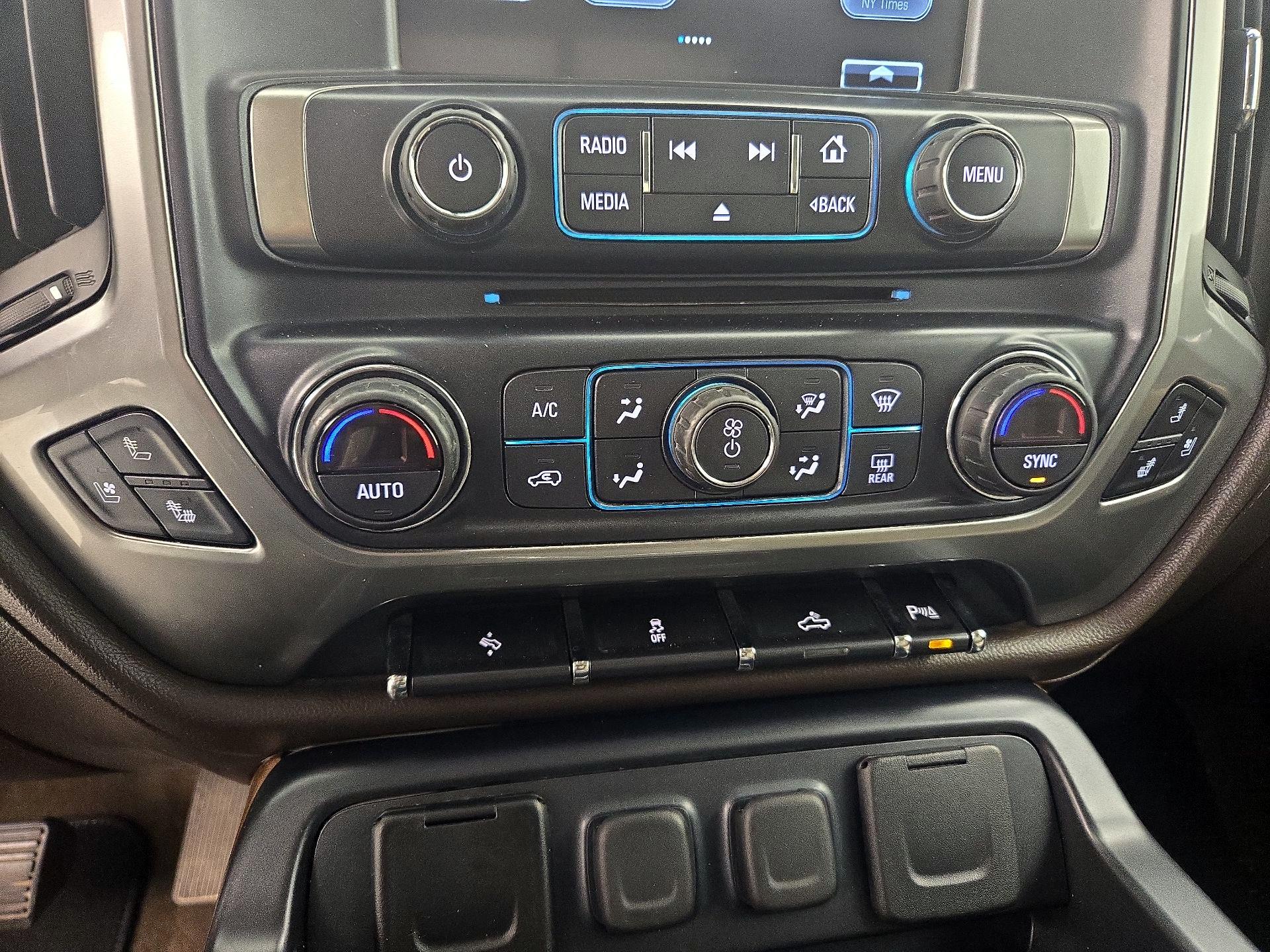Thumbnail: 2017 Chevrolet Silverado 1500 - 16