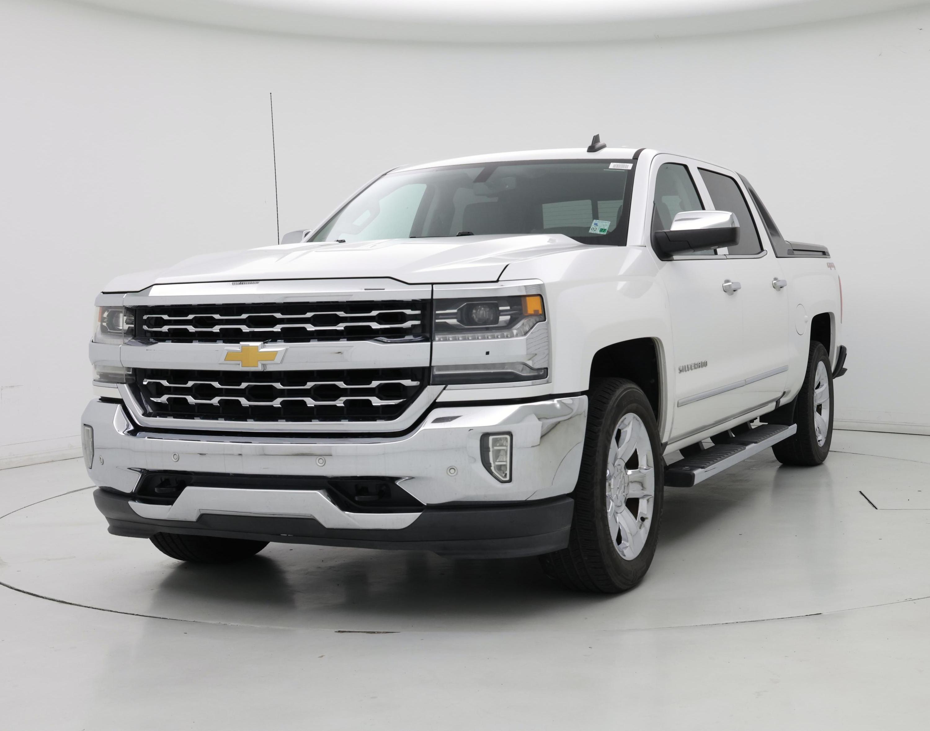 Thumbnail: 2017 Chevrolet Silverado 1500 - 4