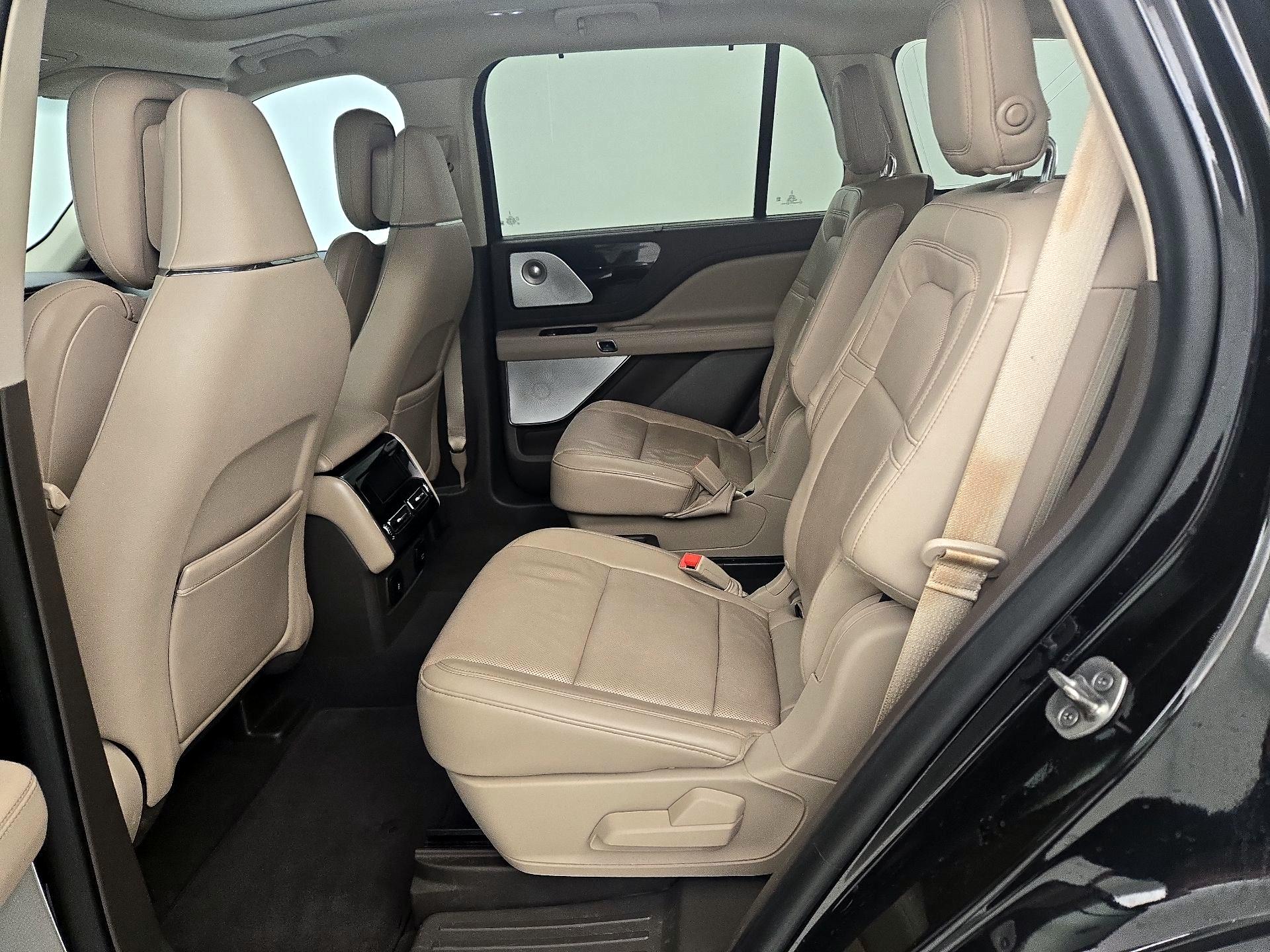 Thumbnail: 2020 Lincoln Aviator - 20