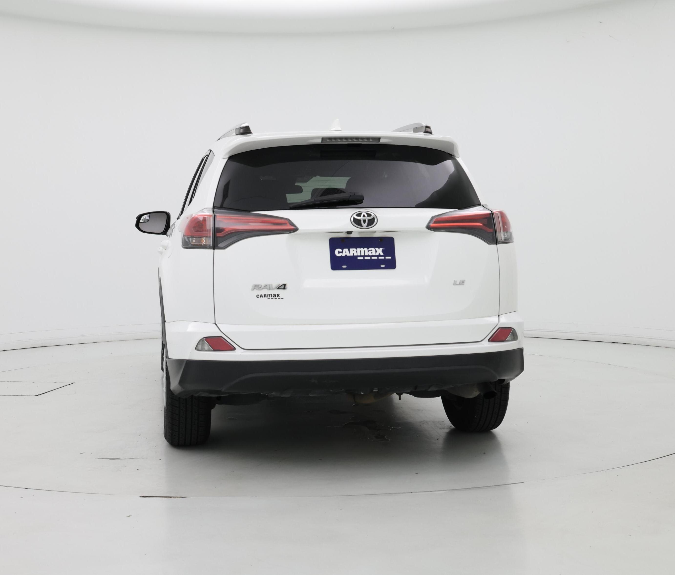 Thumbnail: 2018 Toyota RAV4 - 6