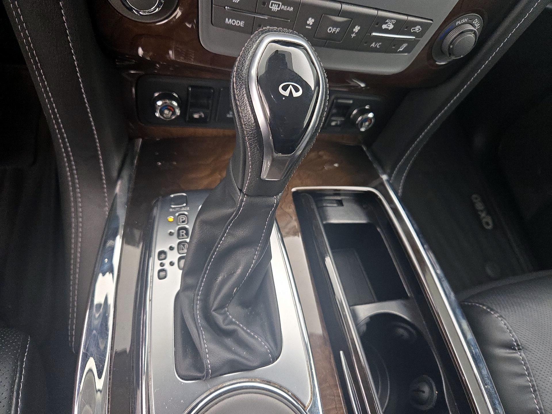 Thumbnail: 2019 INFINITI QX80 - 18