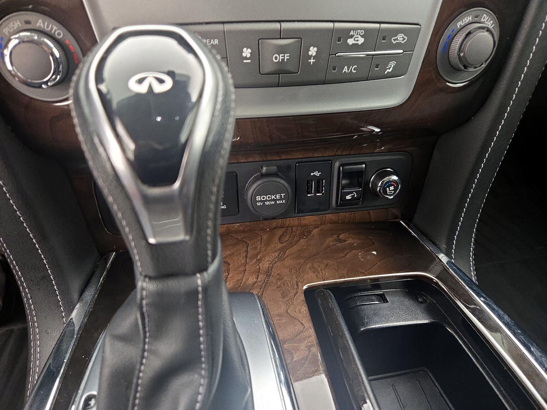 Thumbnail: 2019 INFINITI QX80 - 19