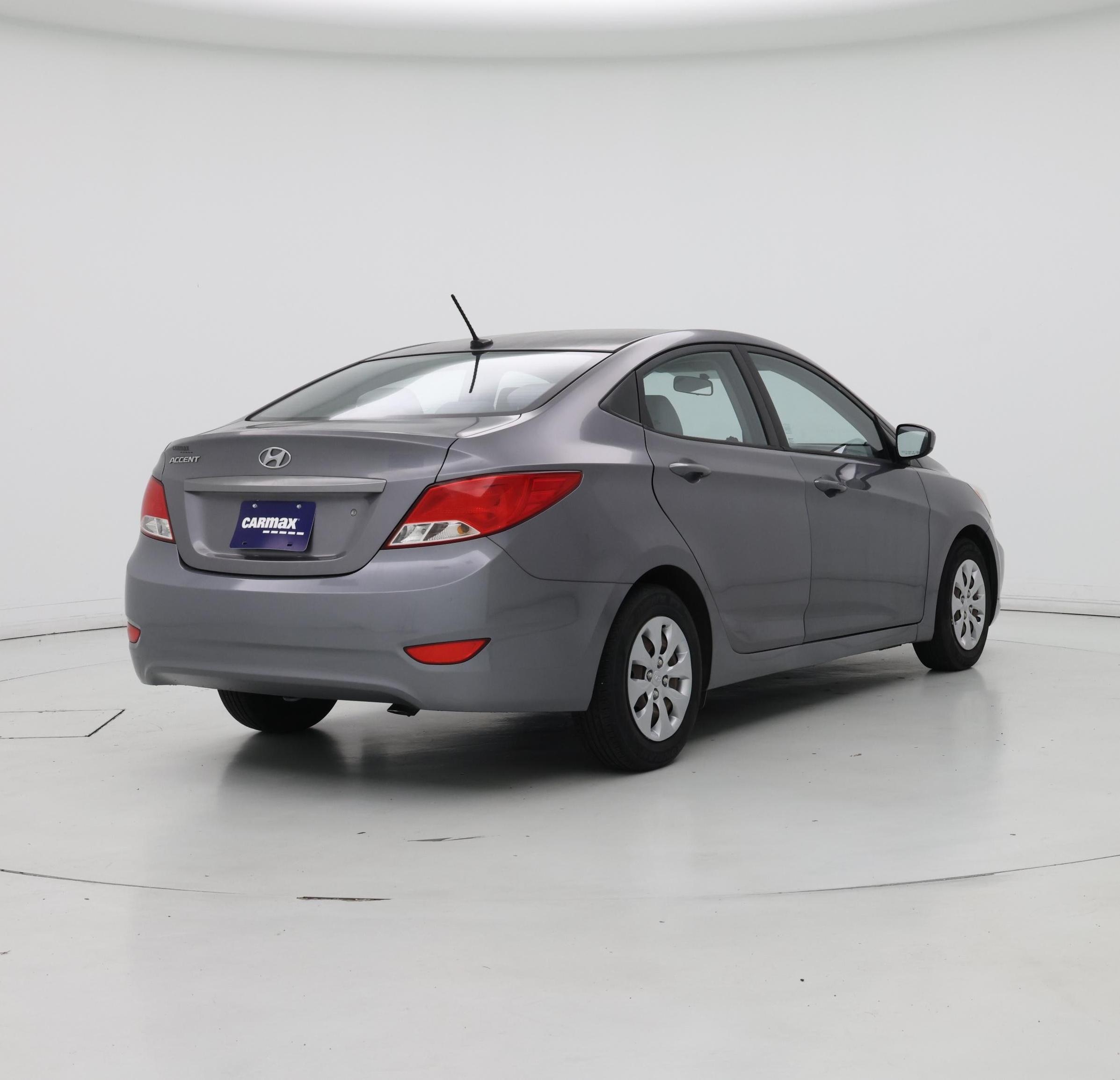 Thumbnail: 2015 Hyundai Accent - 8