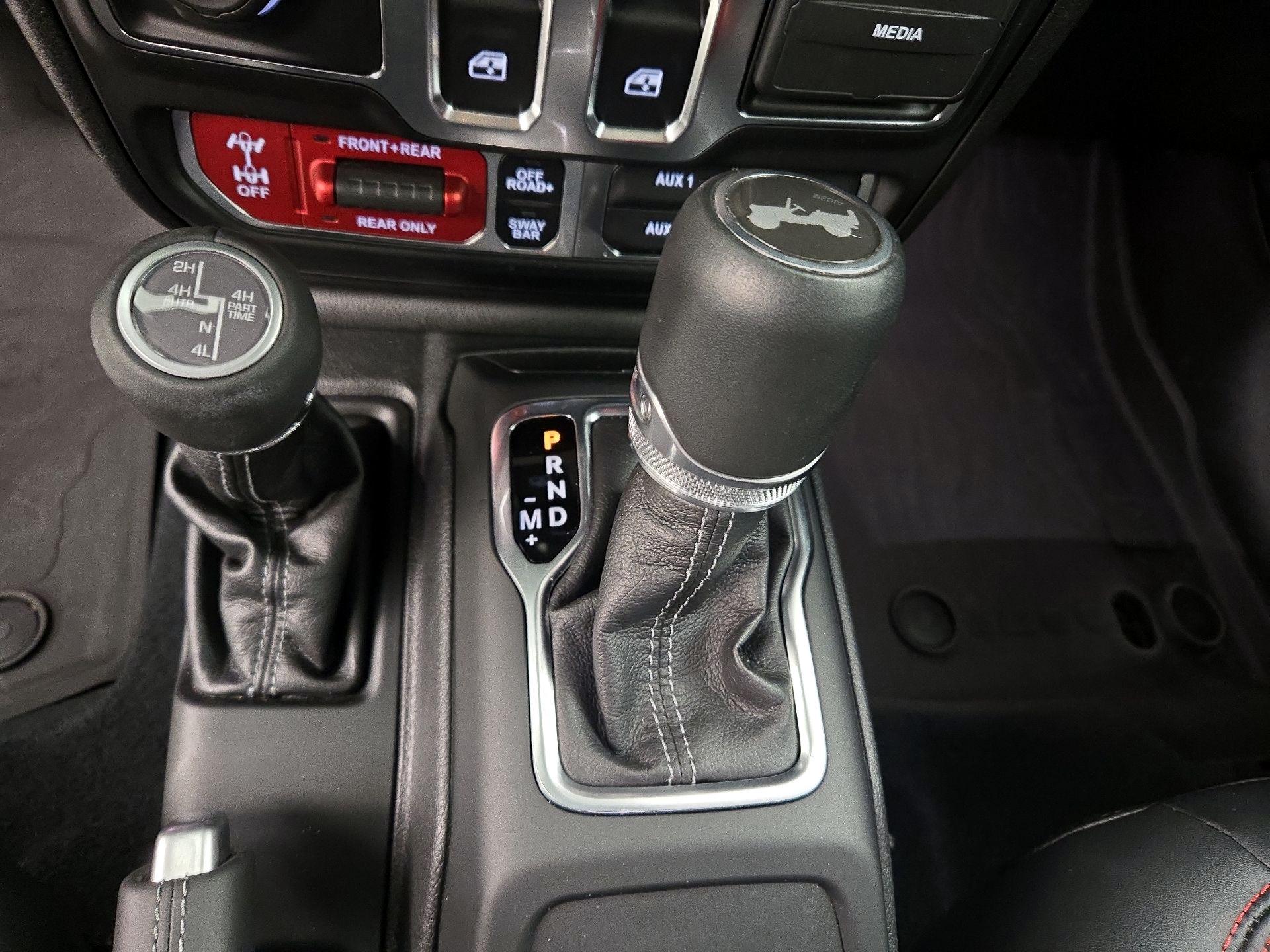 Thumbnail: 2024 Jeep Wrangler - 18