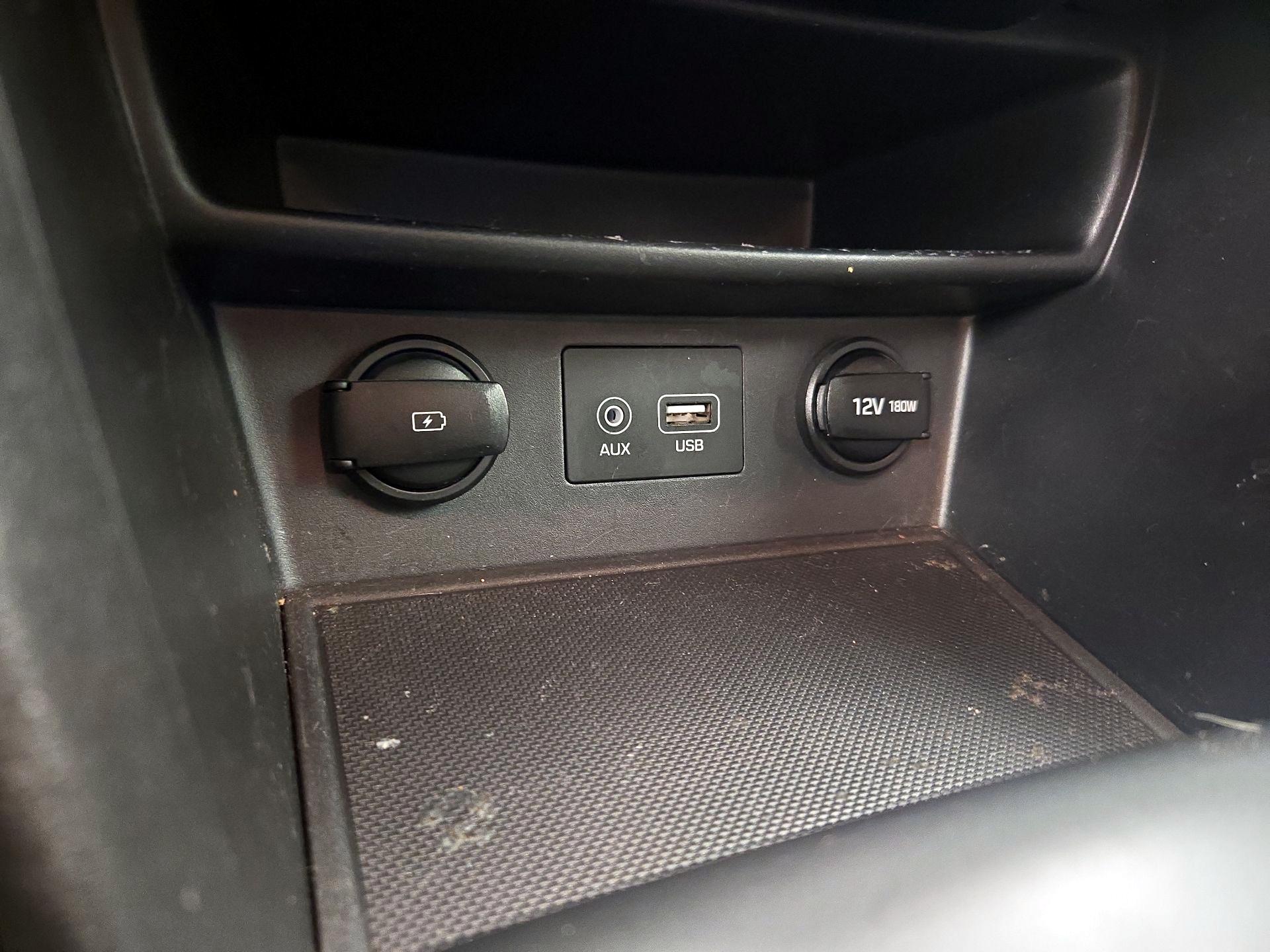 Thumbnail: 2020 Hyundai Kona - 18