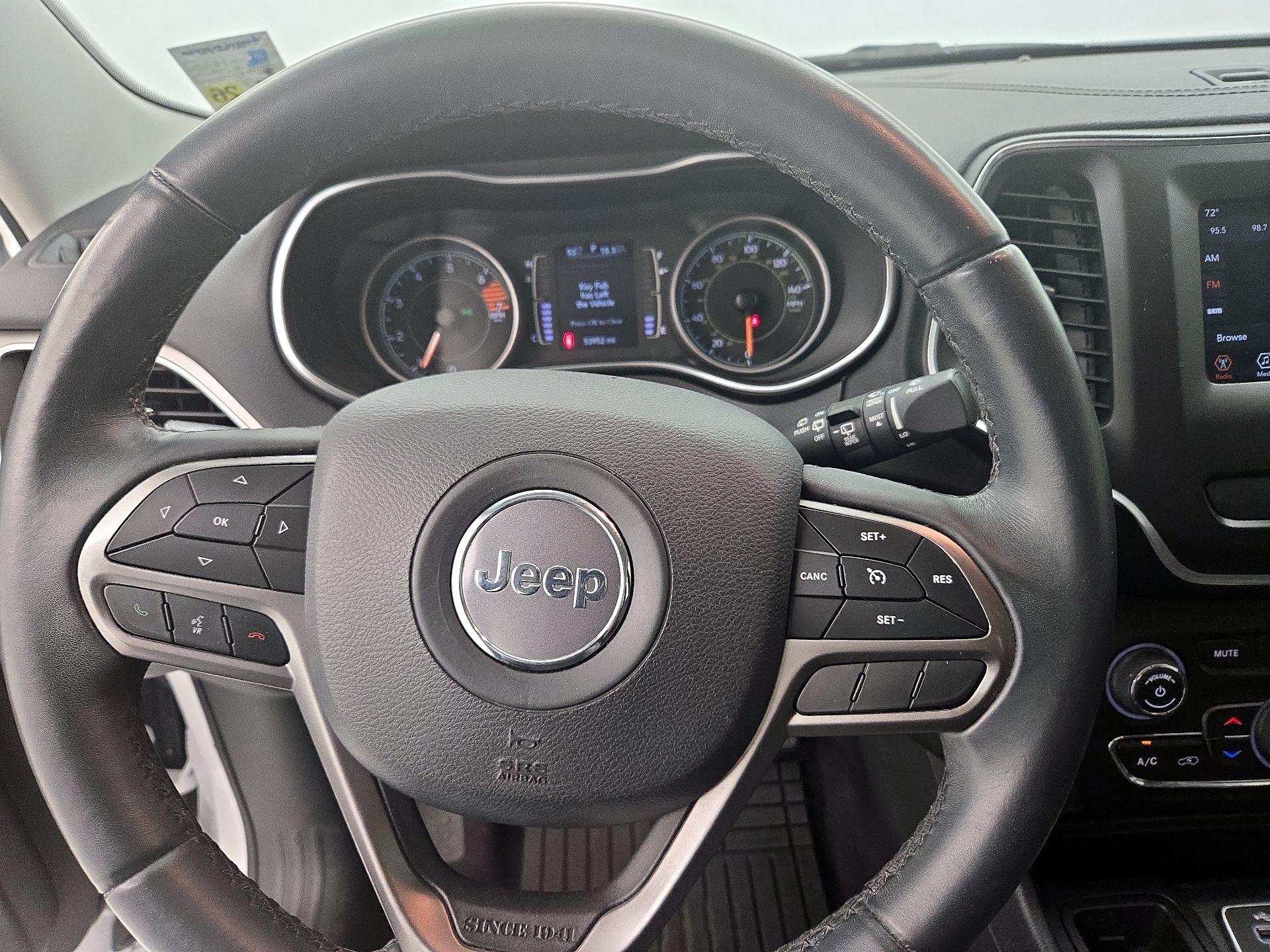 Thumbnail: 2019 Jeep Cherokee - 10