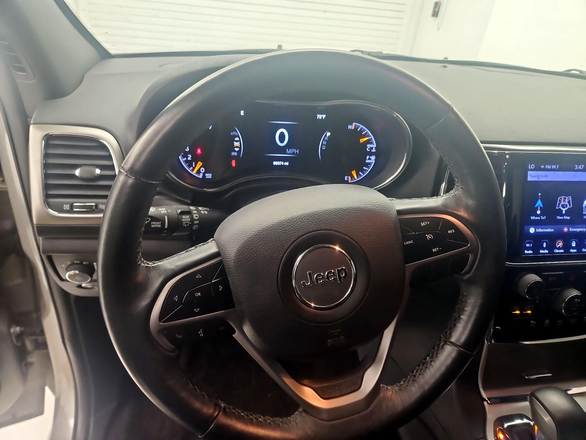 Thumbnail: 2019 Jeep Grand Cherokee - 10