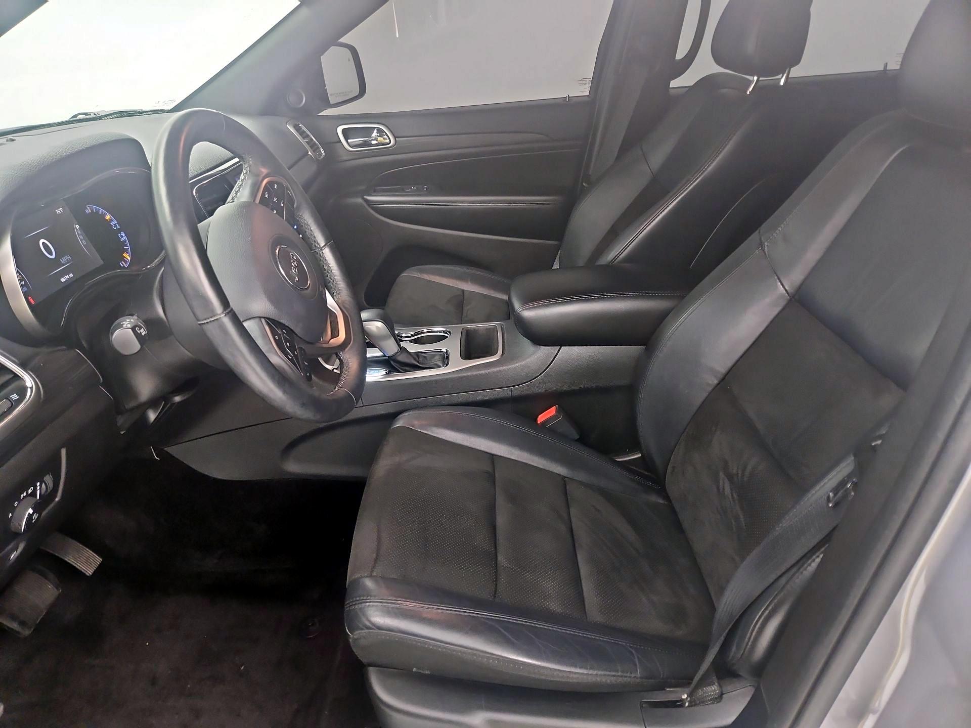 Thumbnail: 2019 Jeep Grand Cherokee - 11