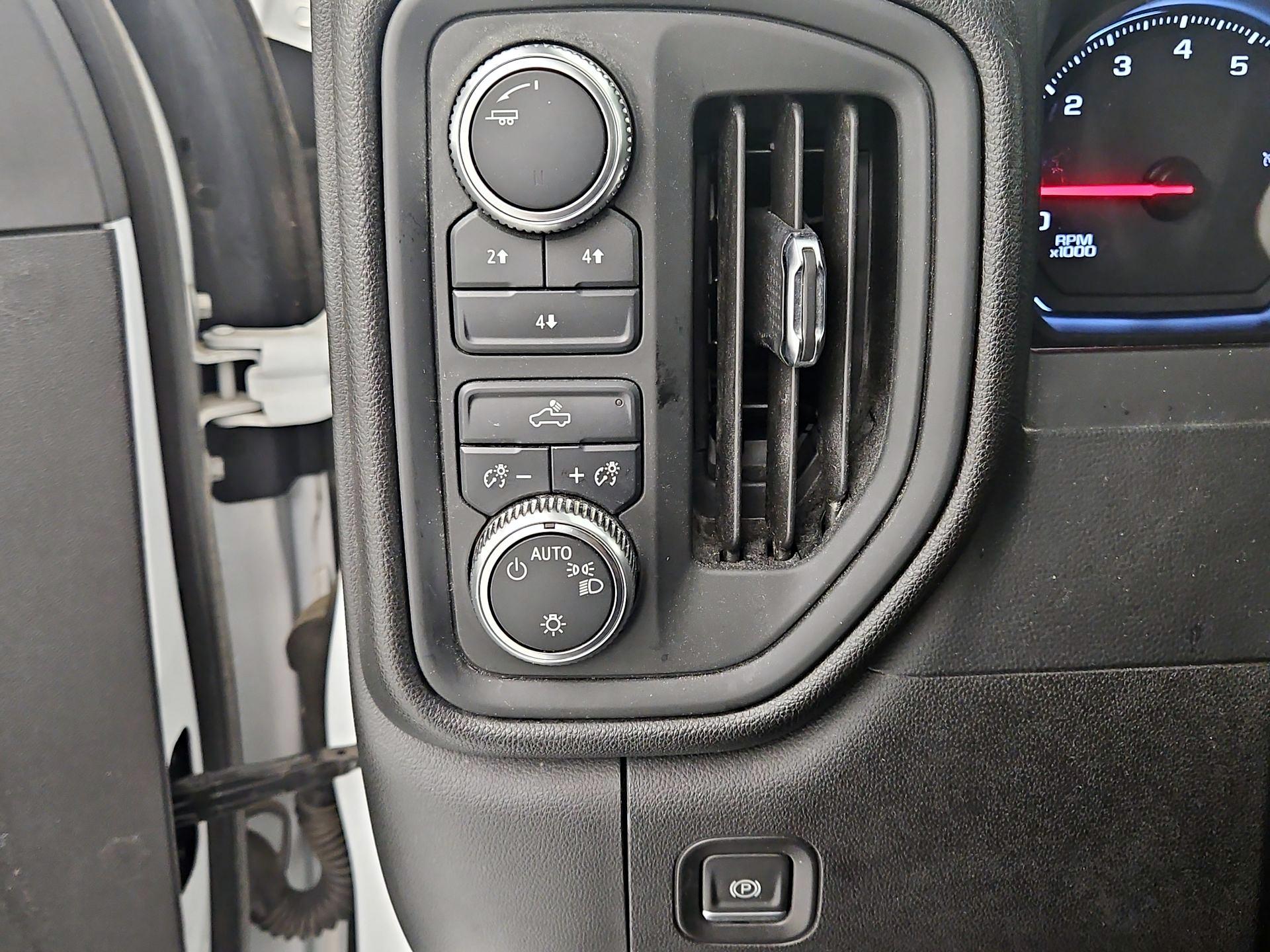 Thumbnail: 2021 GMC Sierra 2500 - 13