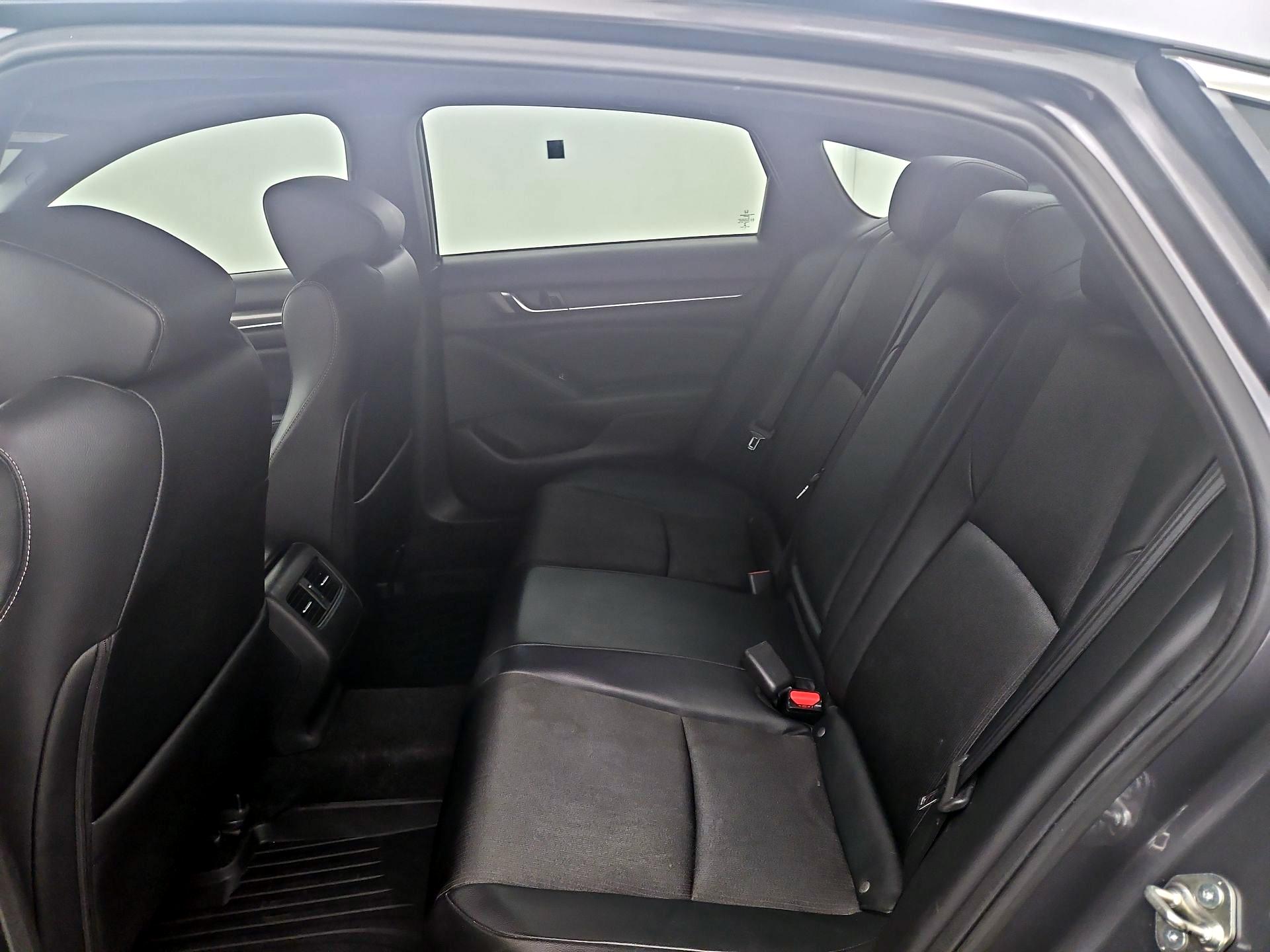 Thumbnail: 2018 Honda Accord - 20