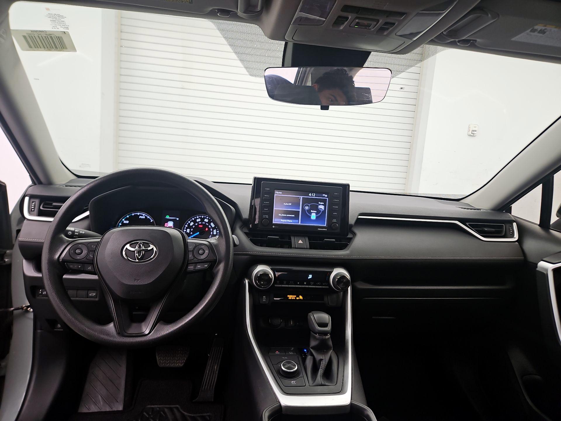 Thumbnail: 2022 Toyota RAV4 - 9