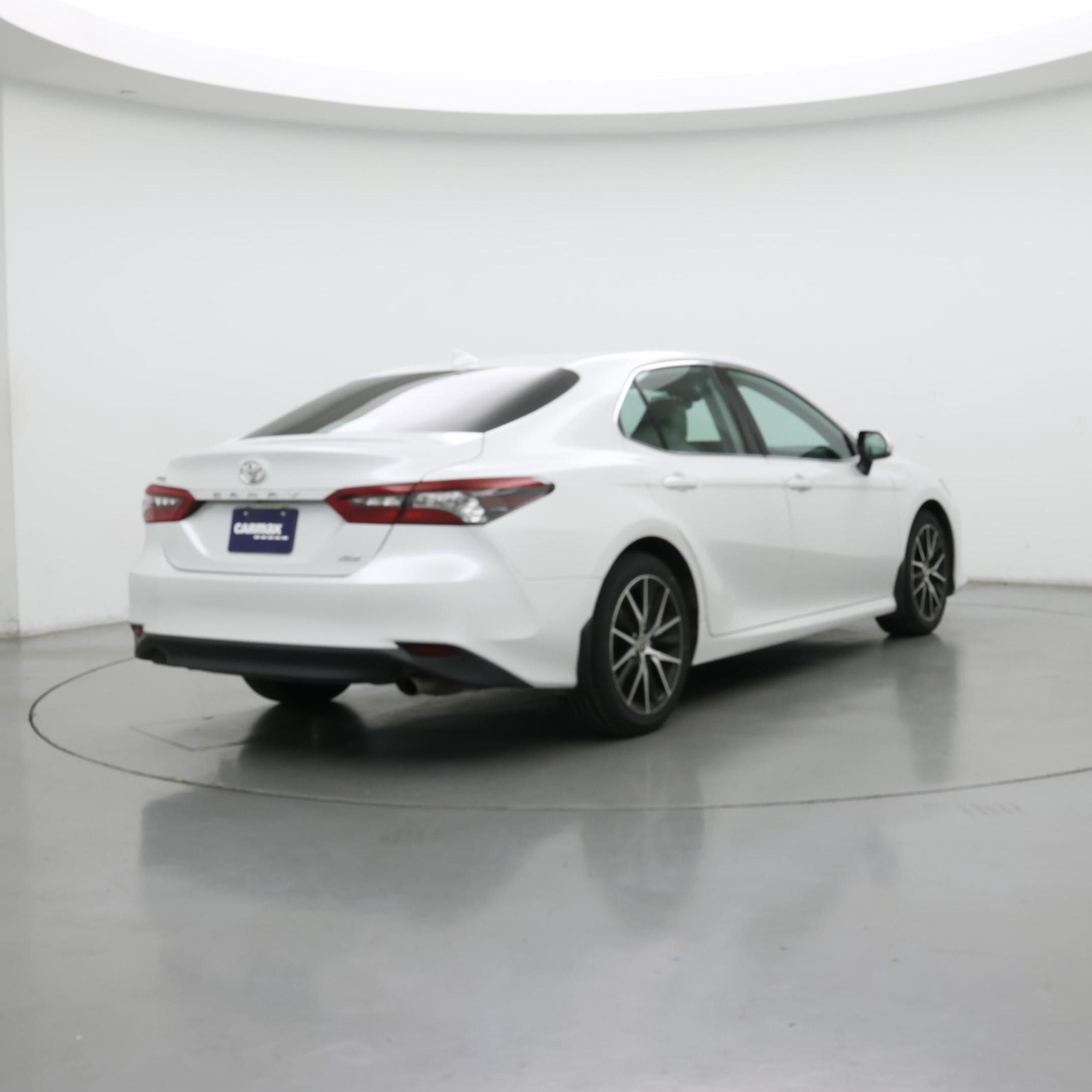 Thumbnail: 2021 Toyota Camry - 8
