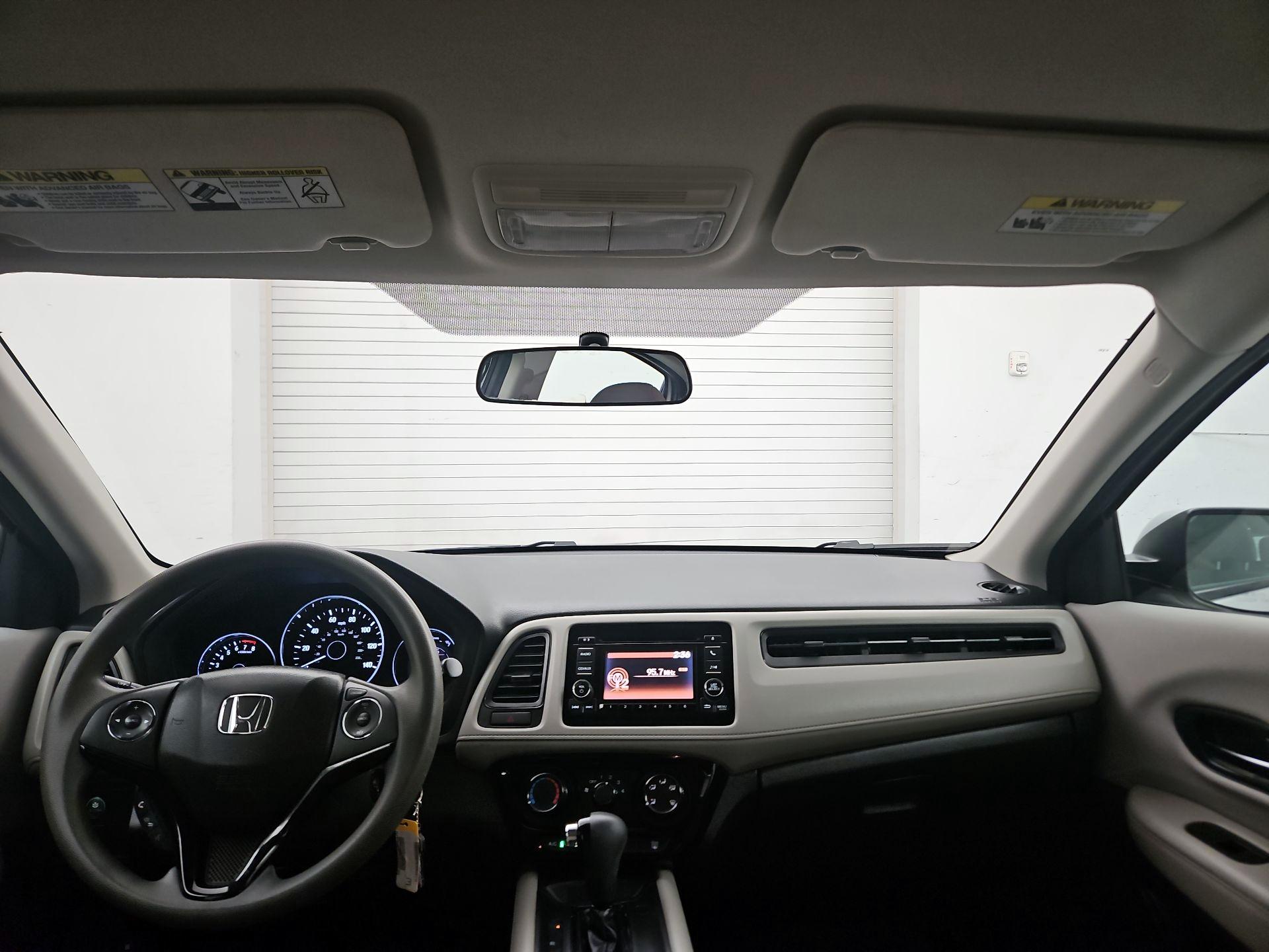 Thumbnail: 2016 Honda HR-V - 9