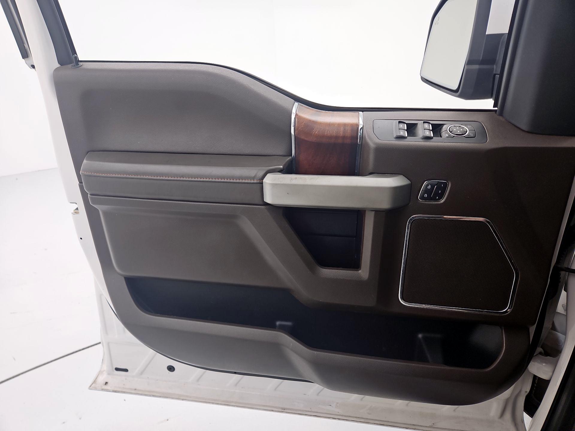 Thumbnail: 2015 Ford F-150 - 12