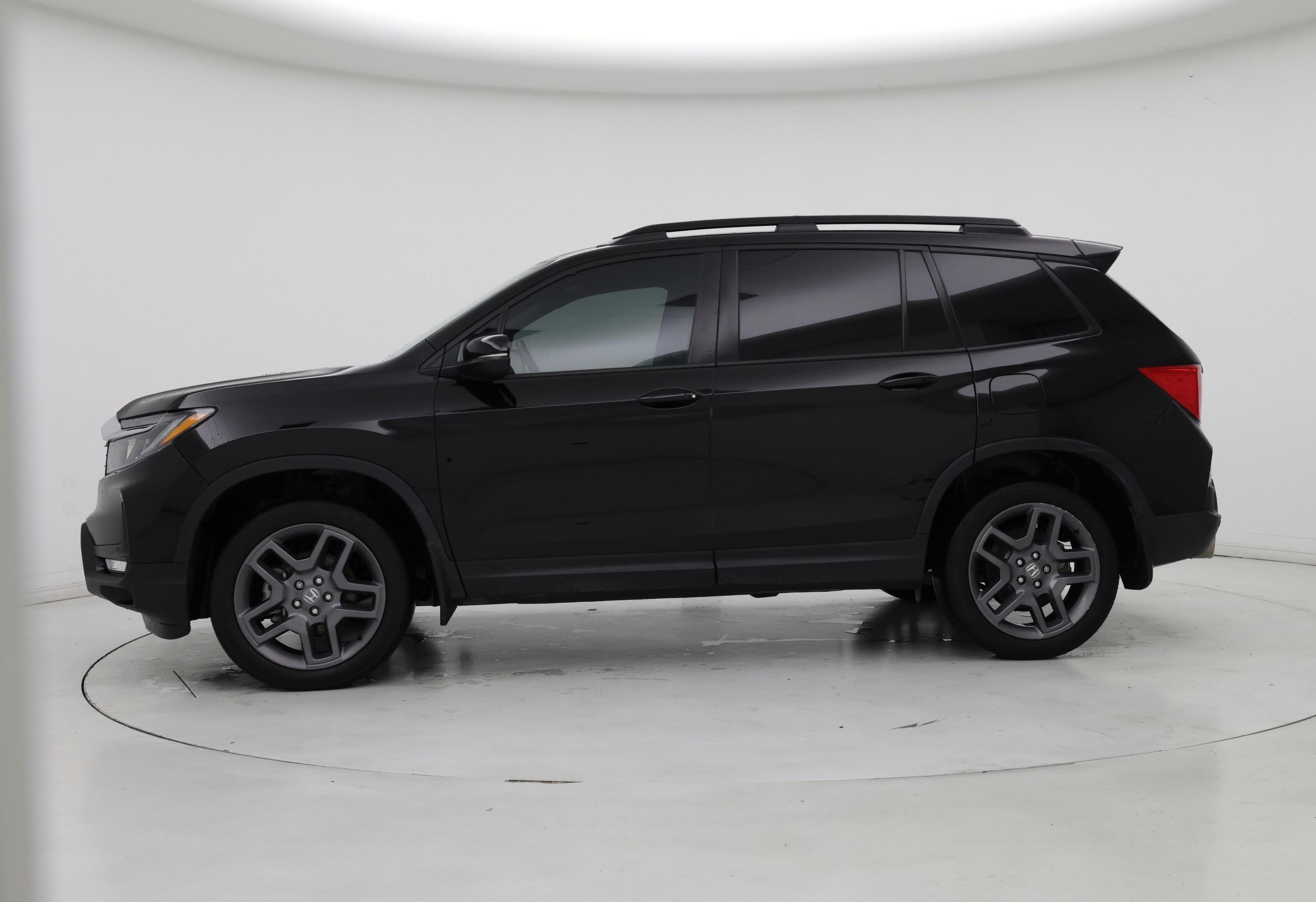 Thumbnail: 2023 Honda Passport - 3