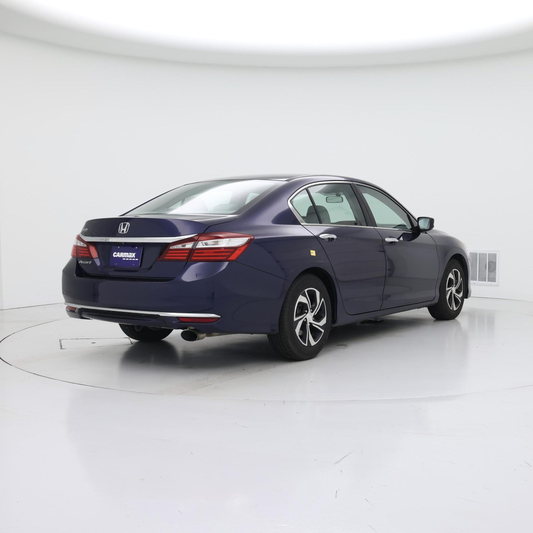 Thumbnail: 2016 Honda Accord - 8