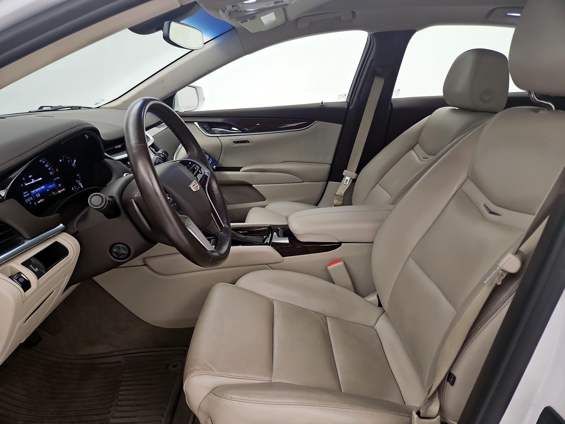 Thumbnail: 2016 Cadillac XTS - 11