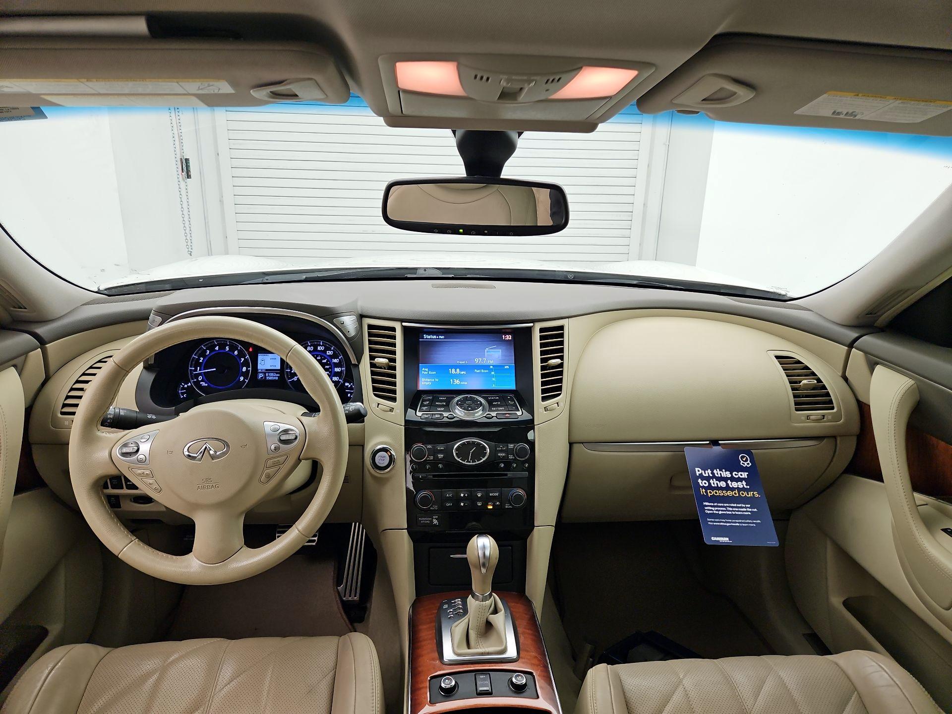 Thumbnail: 2016 INFINITI QX70 - 9