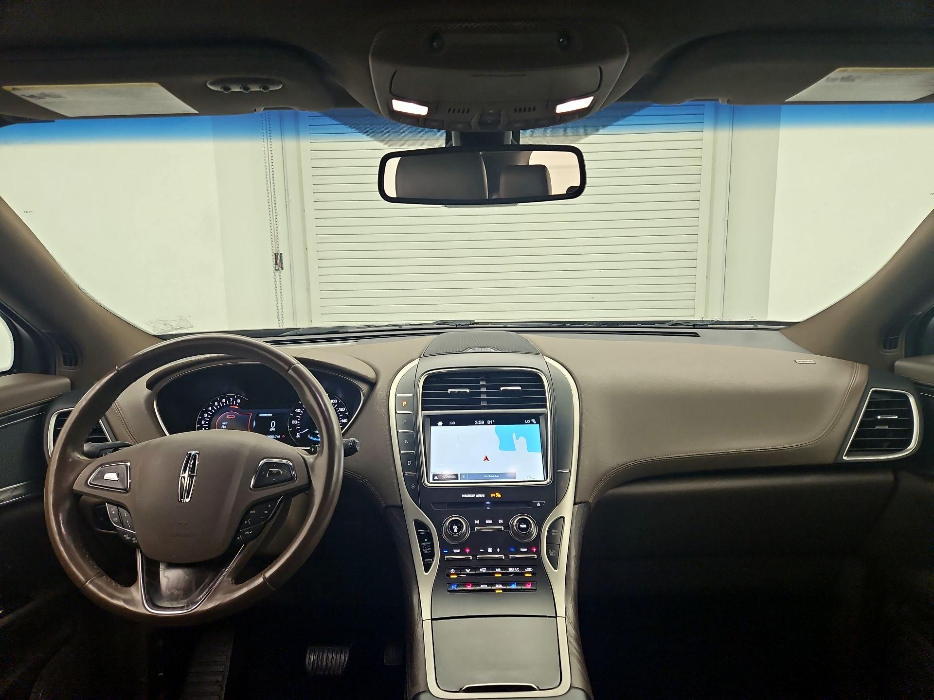 Thumbnail: 2017 Lincoln MKX - 9
