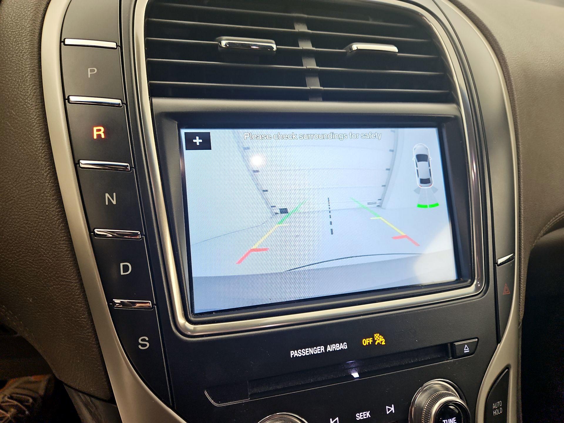 Thumbnail: 2017 Lincoln MKX - 15