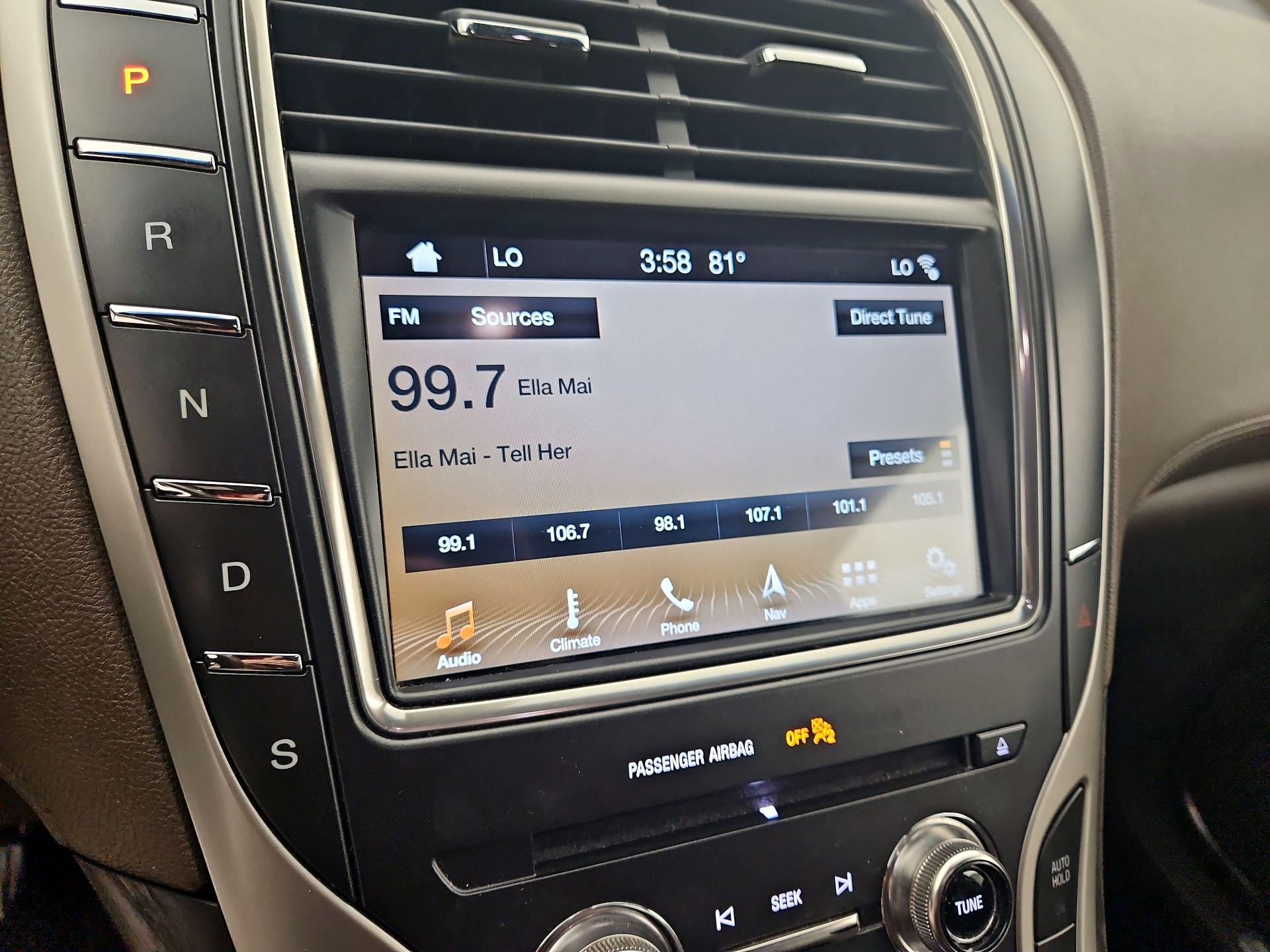 Thumbnail: 2017 Lincoln MKX - 16