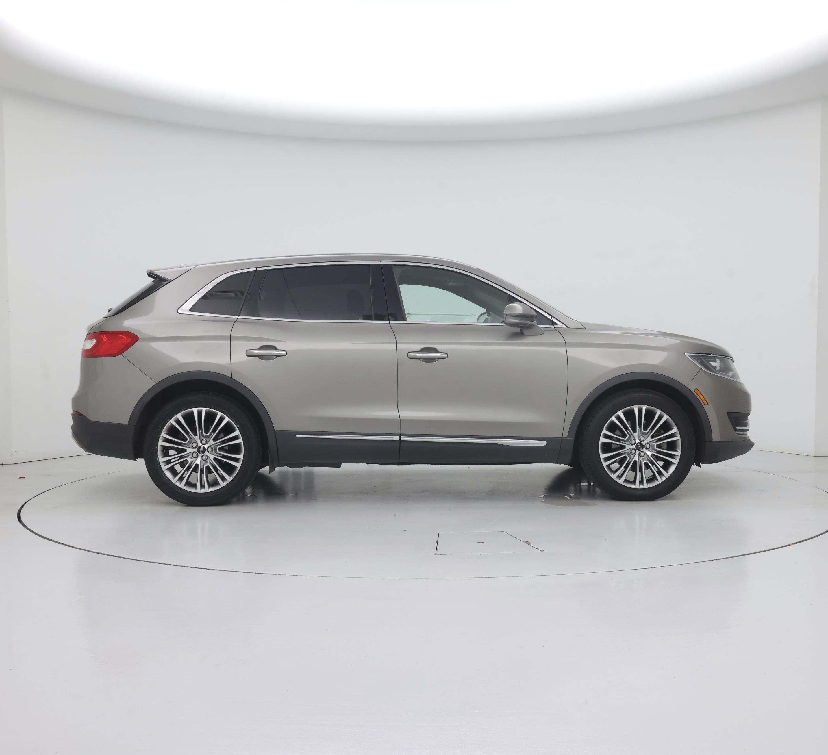Thumbnail: 2017 Lincoln MKX - 7
