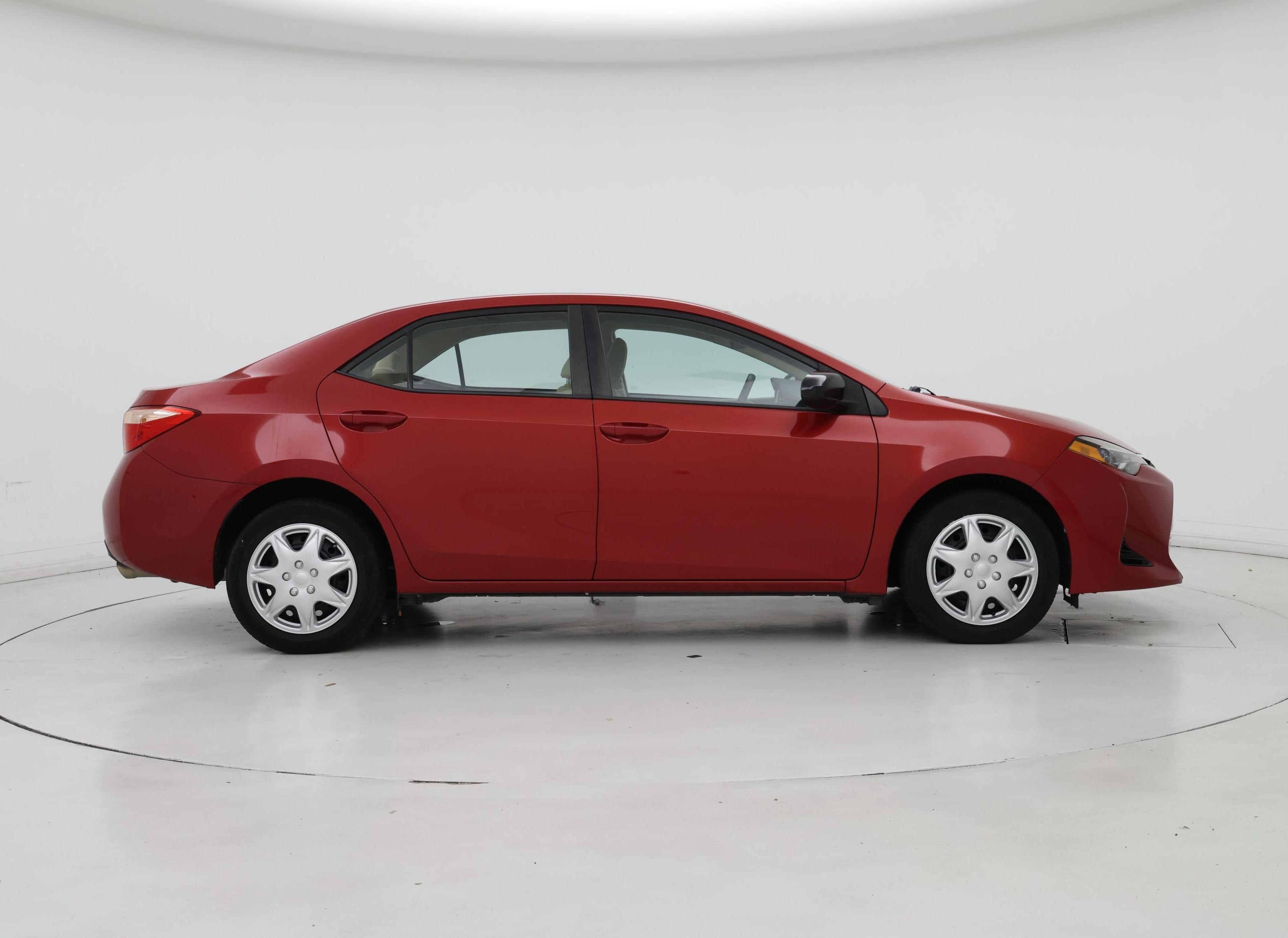 Thumbnail: 2017 Toyota Corolla - 7