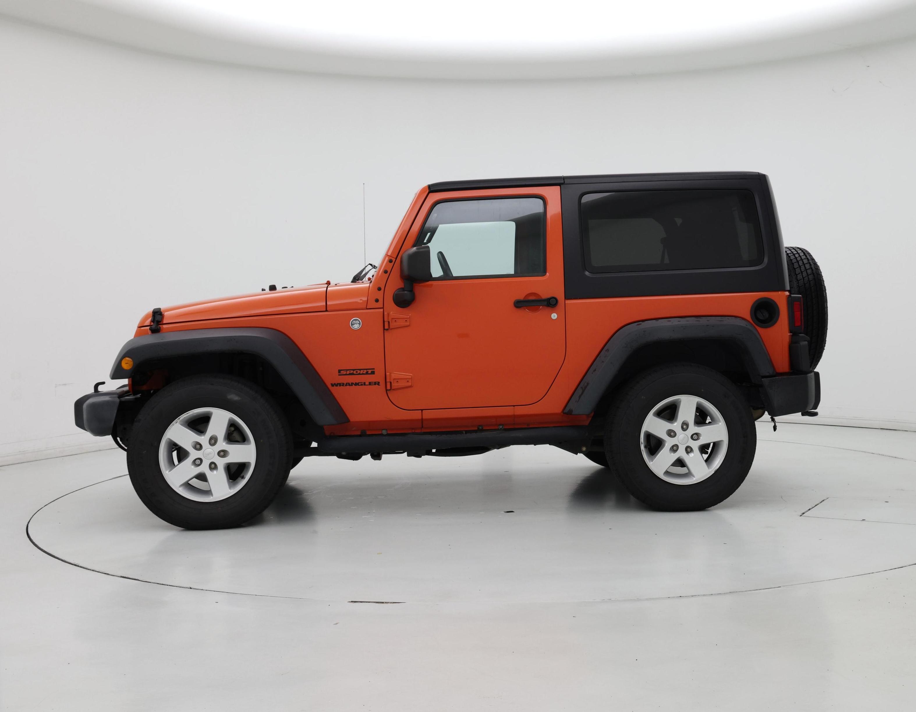 Thumbnail: 2015 Jeep Wrangler - 3