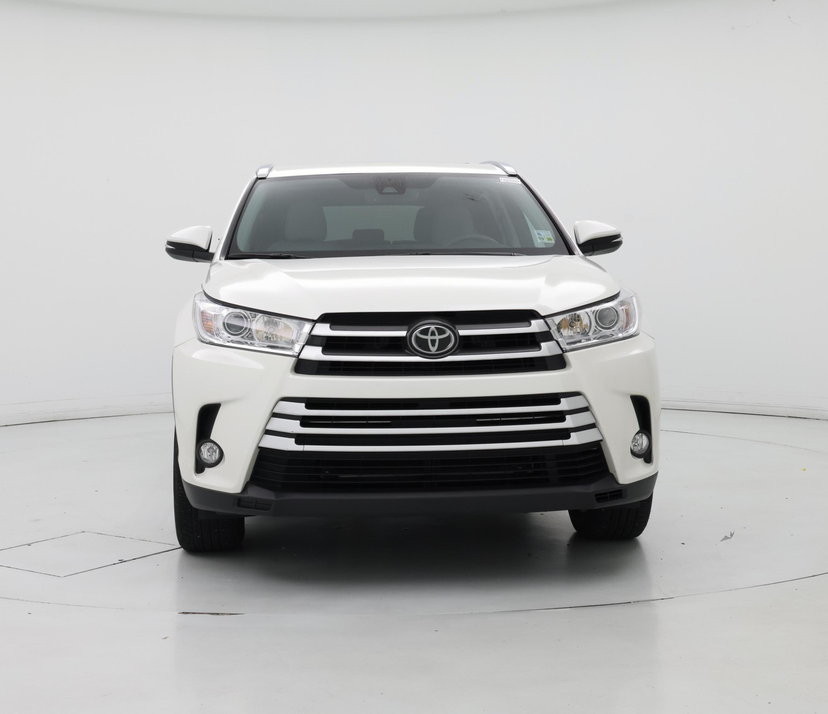 Thumbnail: 2018 Toyota Highlander - 5