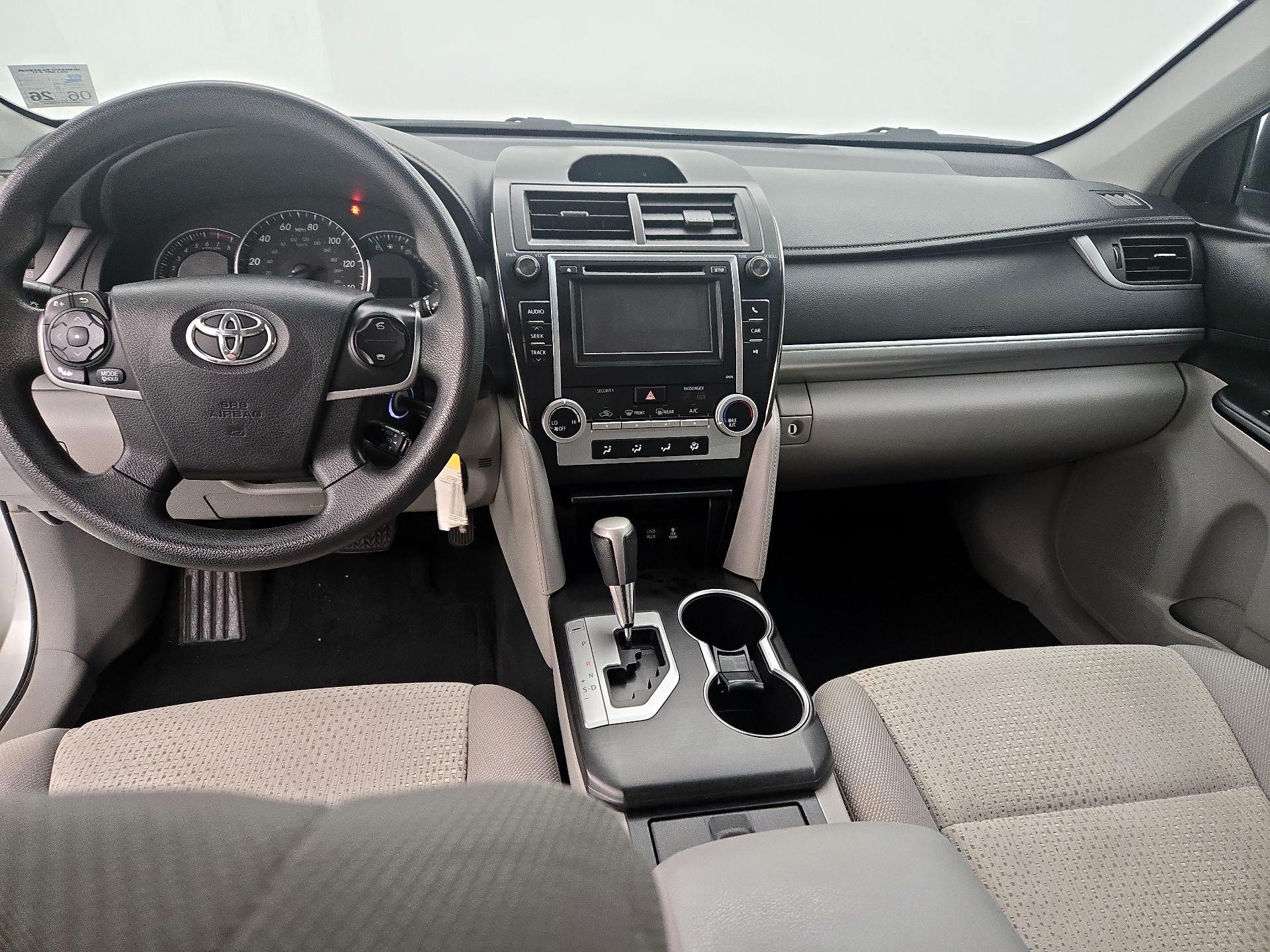 Thumbnail: 2014 Toyota Camry - 9