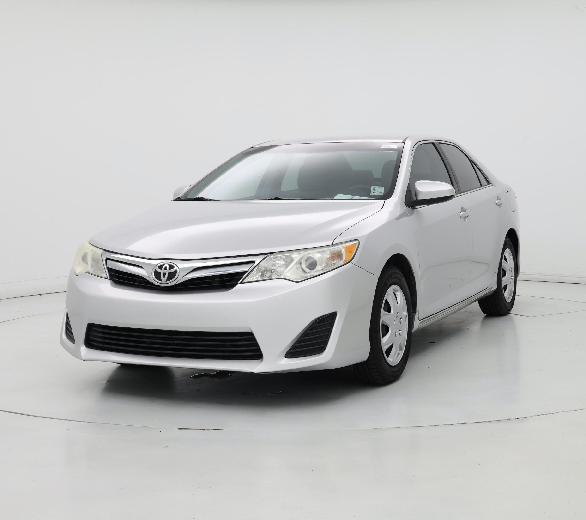 Thumbnail: 2014 Toyota Camry - 4