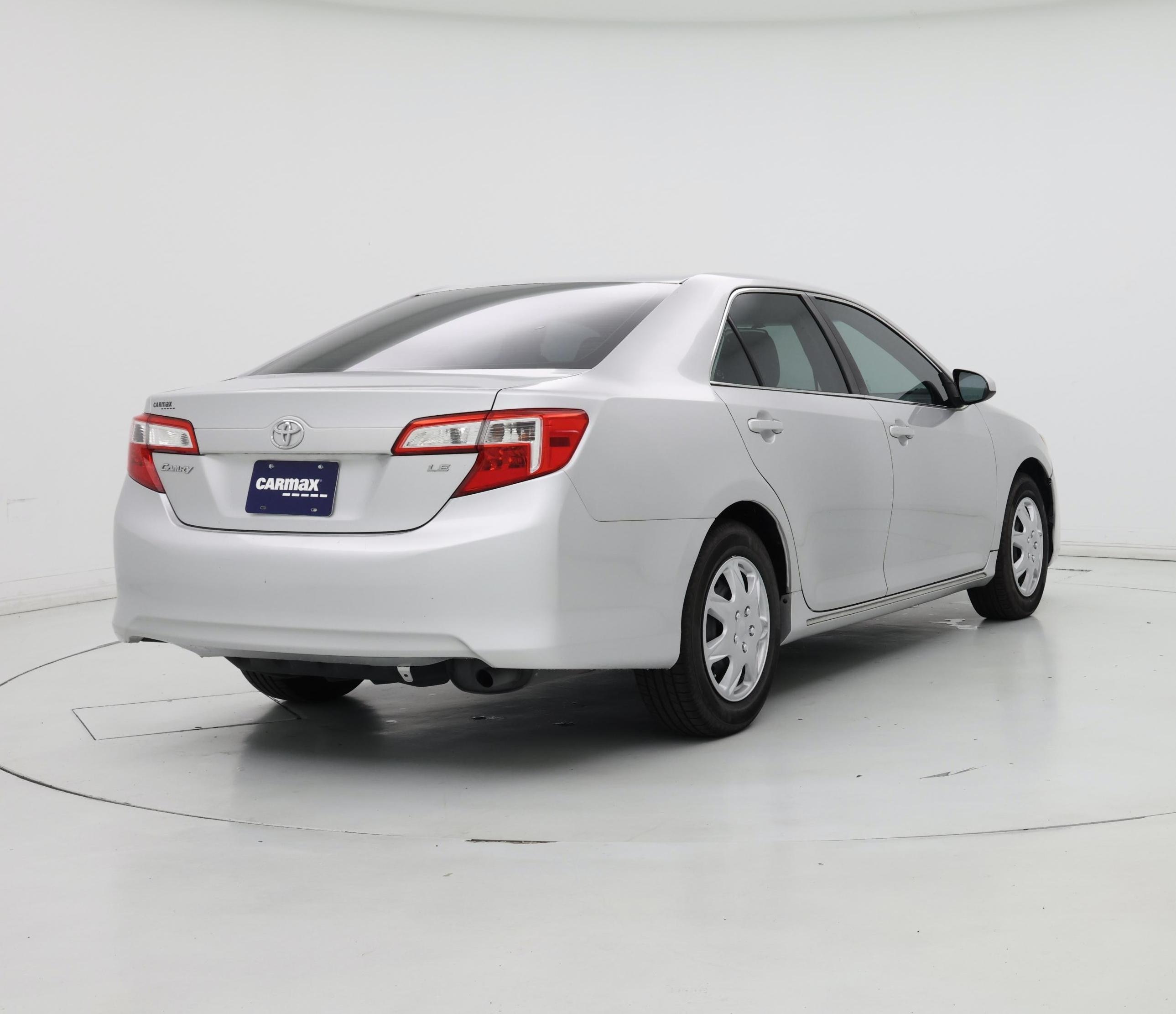 Thumbnail: 2014 Toyota Camry - 8