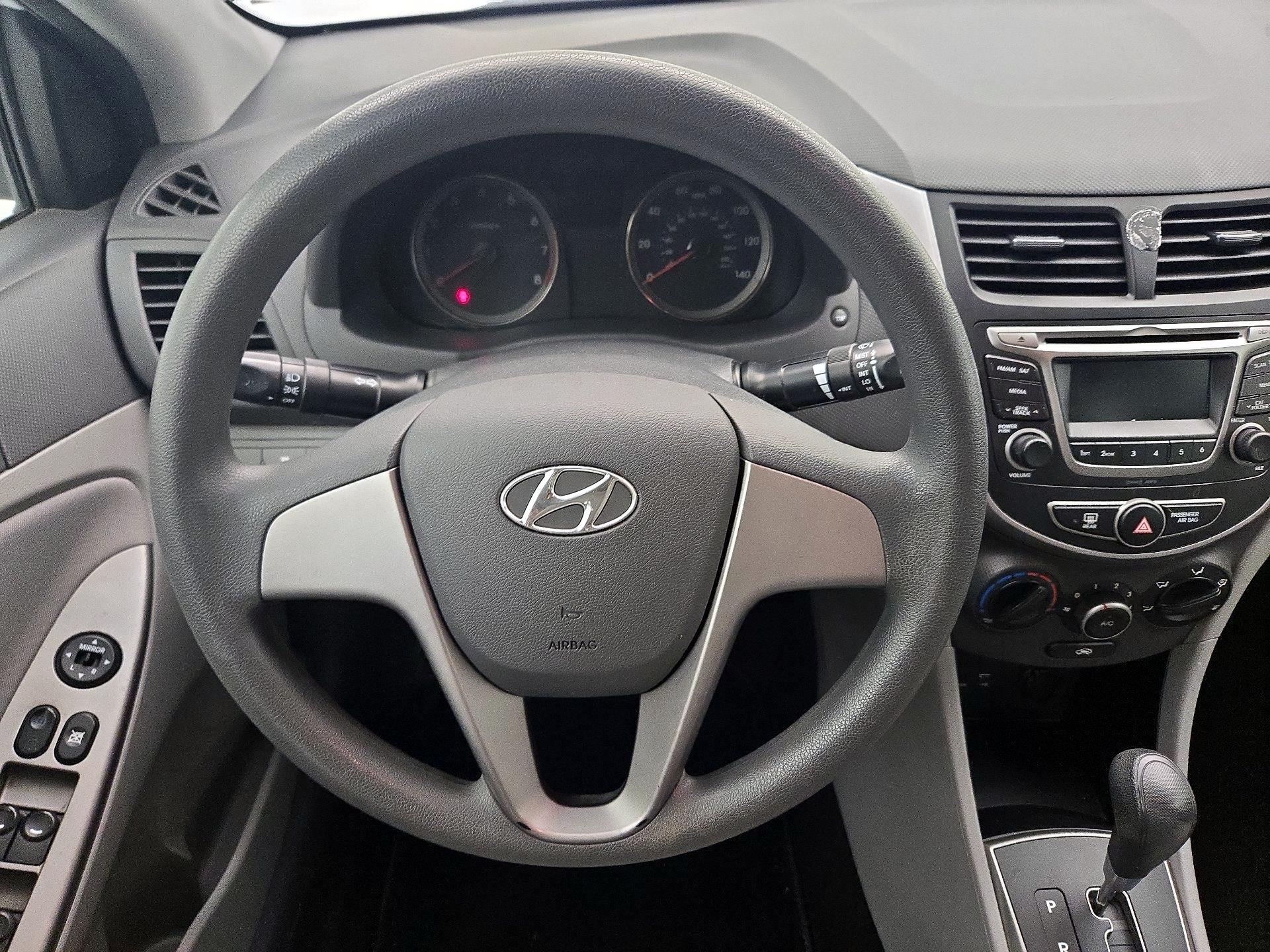 Thumbnail: 2016 Hyundai Accent - 10