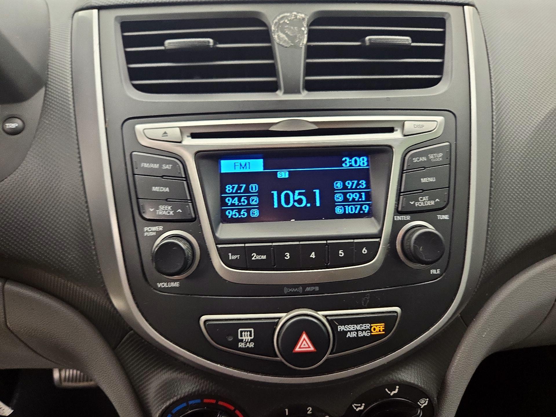 Thumbnail: 2016 Hyundai Accent - 14