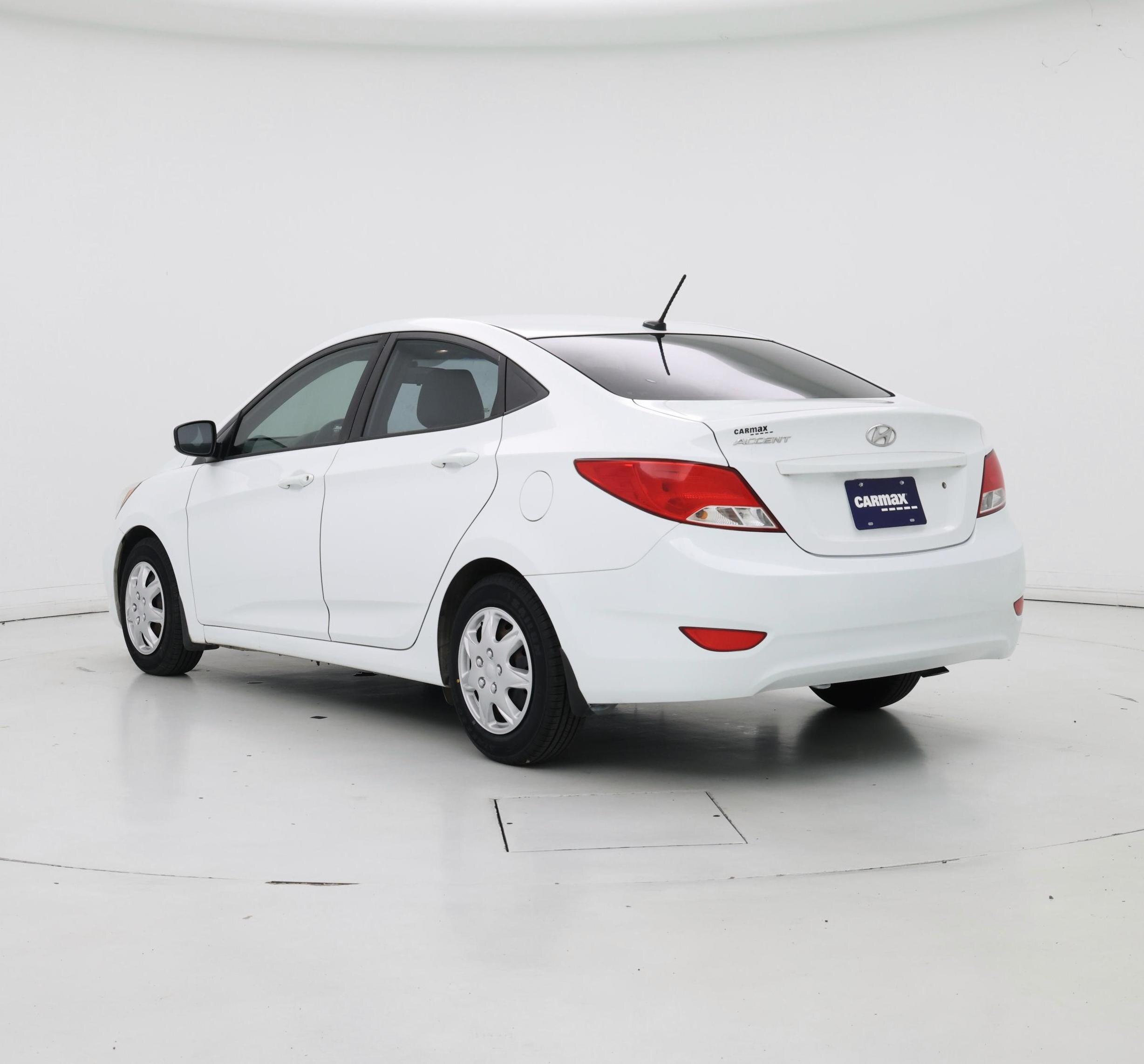 Thumbnail: 2016 Hyundai Accent - 2